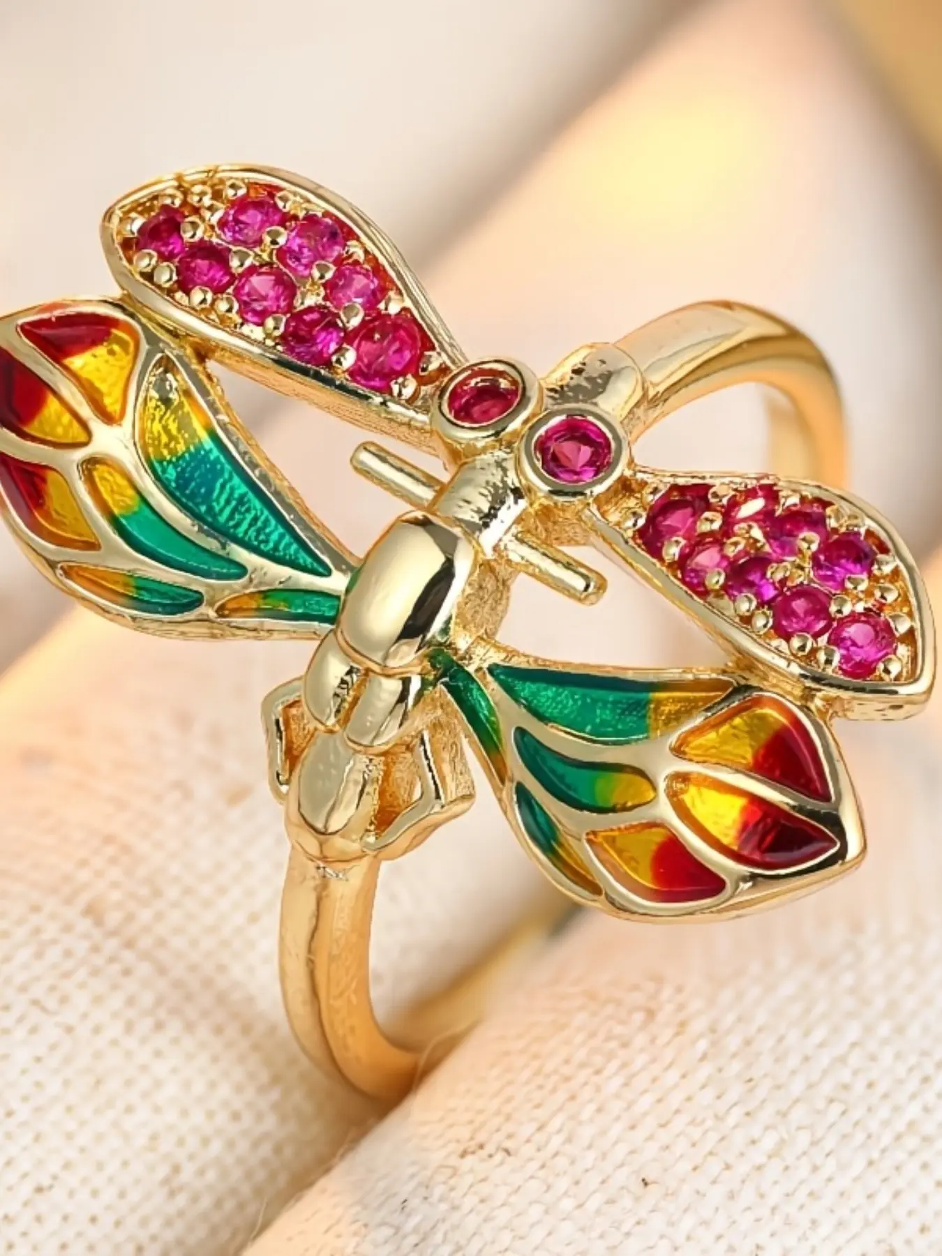 Unique Dragonfly Rings Colored Wings Cute Animal Rings for Women and Man Delicate Fashion Engagement Ring Jewelry Perfect for Engagement Weddings Party, Daily Wear Anniversary Gift for Her
