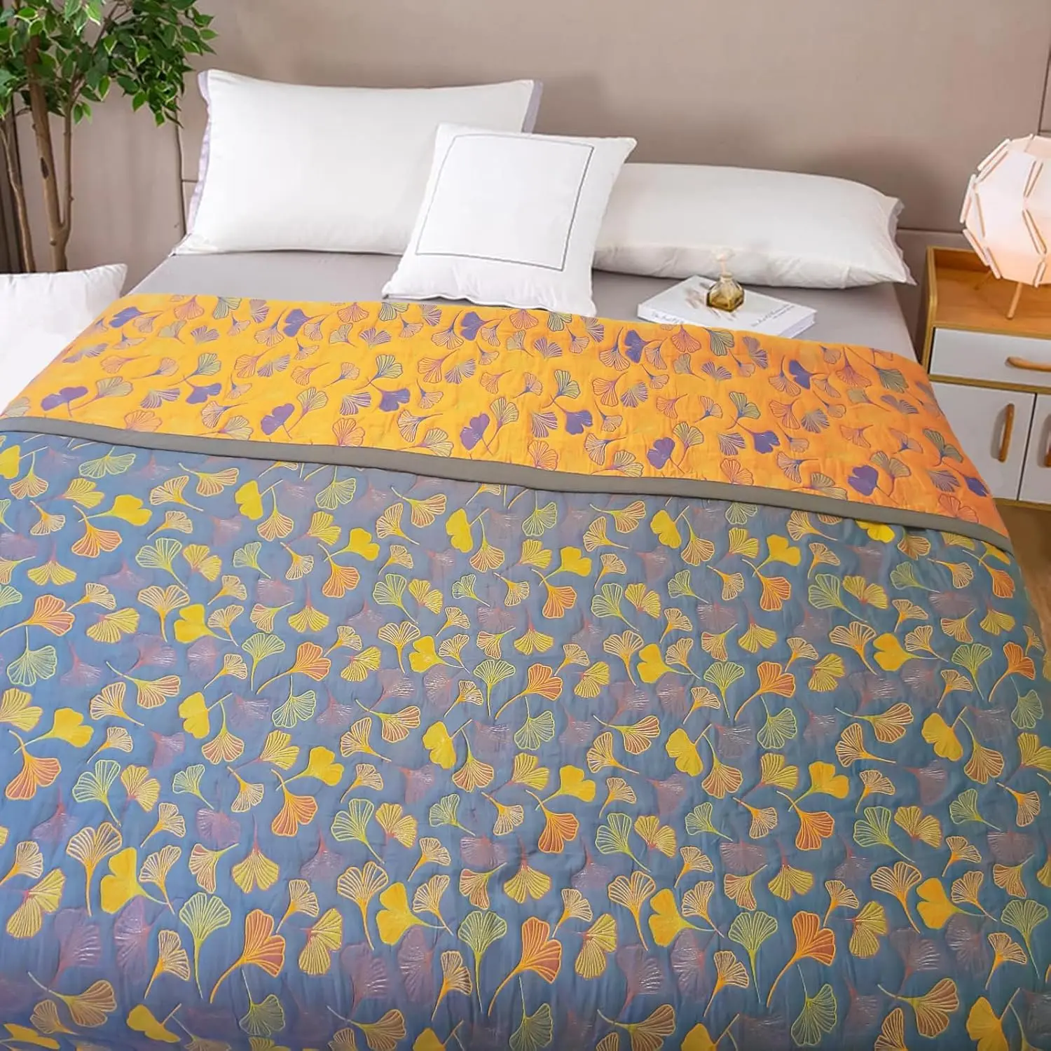 Ginkgo Leaf Pattern Cotton Reversible Quilt Lightweight Muslin Summer Comforter King Size Soft Breathable Bedspread Coverlet Washable Quilted Throw Blanket for Bed Couch