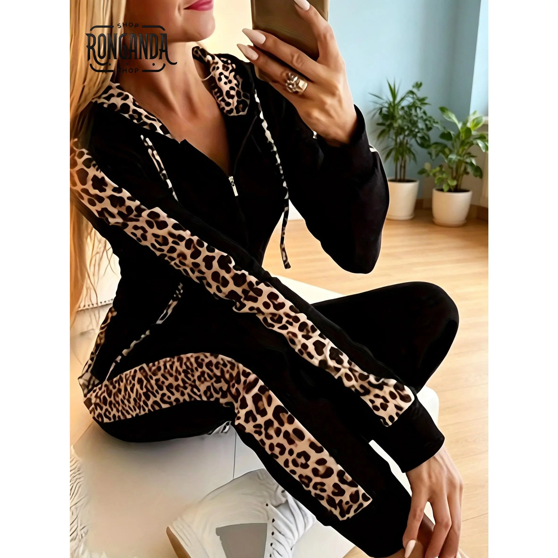 Plus Size Women's 2-Piece Leopard Printed Hooded Sweatsuit - Zip Hoodie + Tight Jogging Pants, Gym Workout Sets, Running Workout Suit, Athletic Sets for Spring & Fall Casual Athleisure