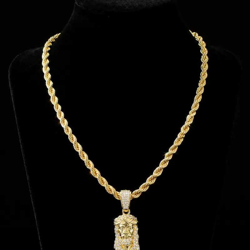 Artificial Crystal-Accented 3D Jesus Head Pendant Necklace for Men and Women, Unisex Hip-Hop Street-Style Accessory for Performances and Photoshoots, Birthday Gift for Fans, Trendy Necklace