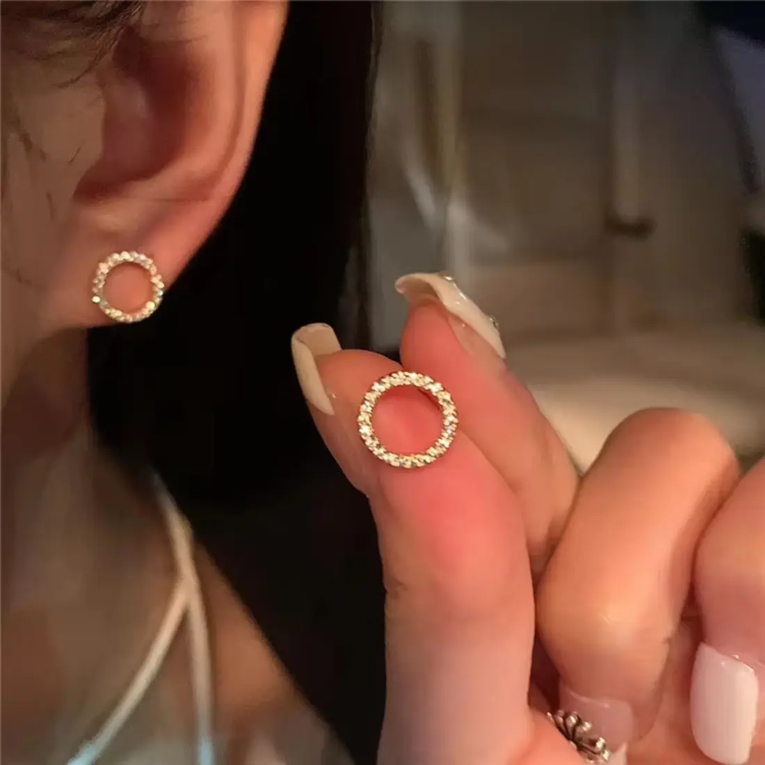 Small Circle Stud Earrings for Women, Gold Color Crystal Circle Earrings, Minimalist Korean Inspired Jewelry for Summer, Daily Wear, Party, Wedding, Date Night & Gift