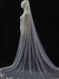 Elegant Lace Bridal Veil, Cathedral Wedding Ceremony Headpiece, European and American Style, Perfect for Brides, Beautiful Design