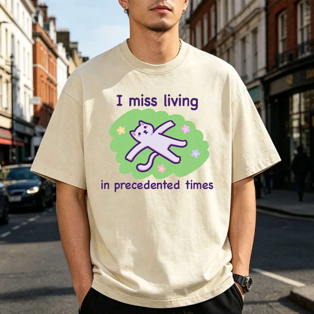 Men's I Miss Living in Precedented Times Lazy Lying Cat Graphic T-Shirt, Cute Cartoon Kitten Floral Casual Oversized Crew Neck Soft Cotton Tee