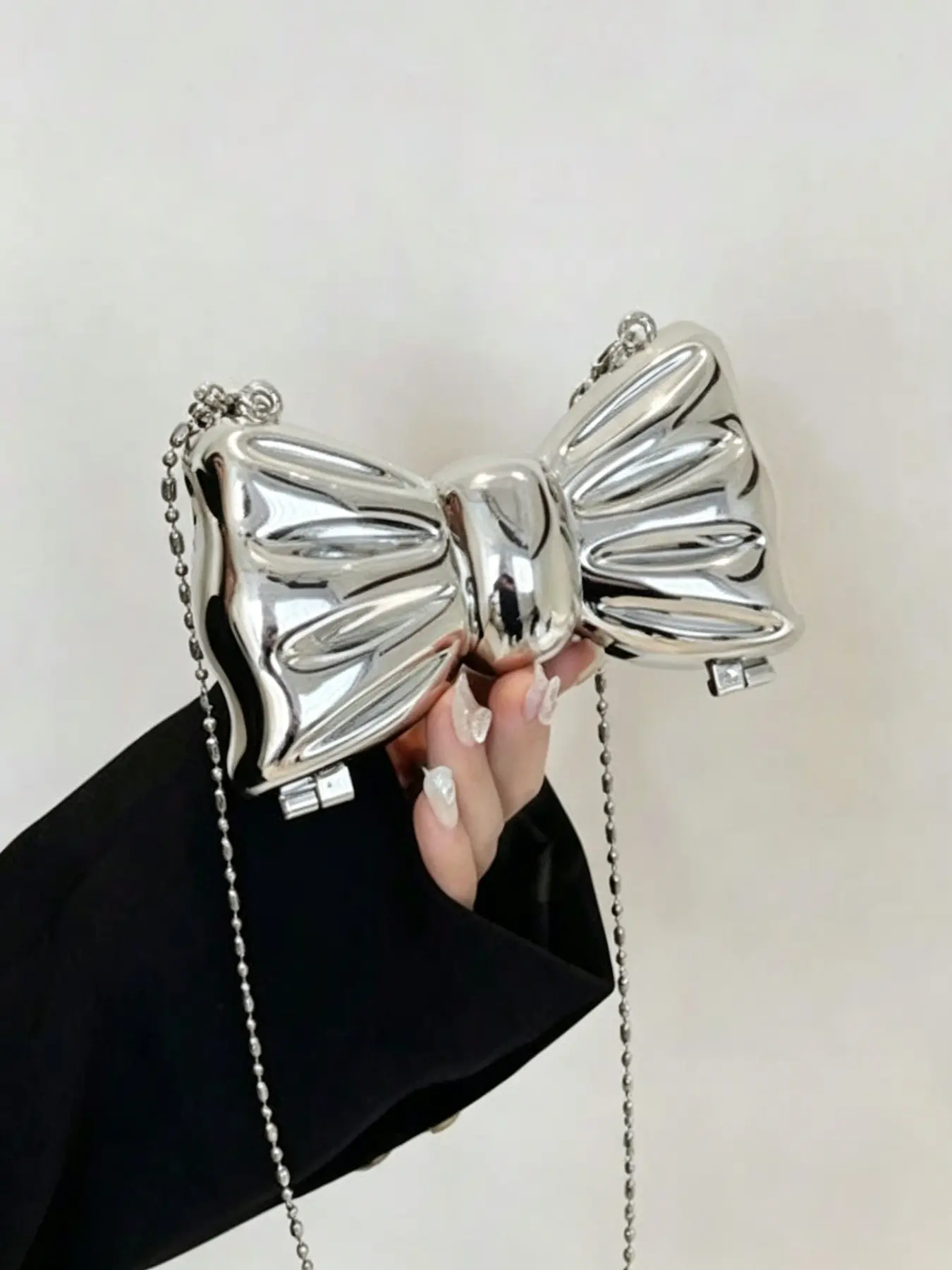 Mini Acrylic Electroplated Silver Shiny Bow Decorated Tote Bag Multifunctional Women Personalized Fashion Chain Lipstick Bag Jewelry Earphone Cosmetics Storage Box Ladies Gift Perfect For Valentine's