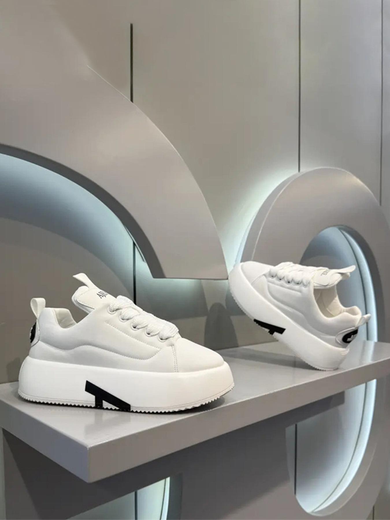 Men's Fashionable Lace Up Low Top Sneakers, Casual Comfortable Breathable Sports Athletic Running Shoes, Male All-match Round Toe Shoes for Daily Wear, Closed