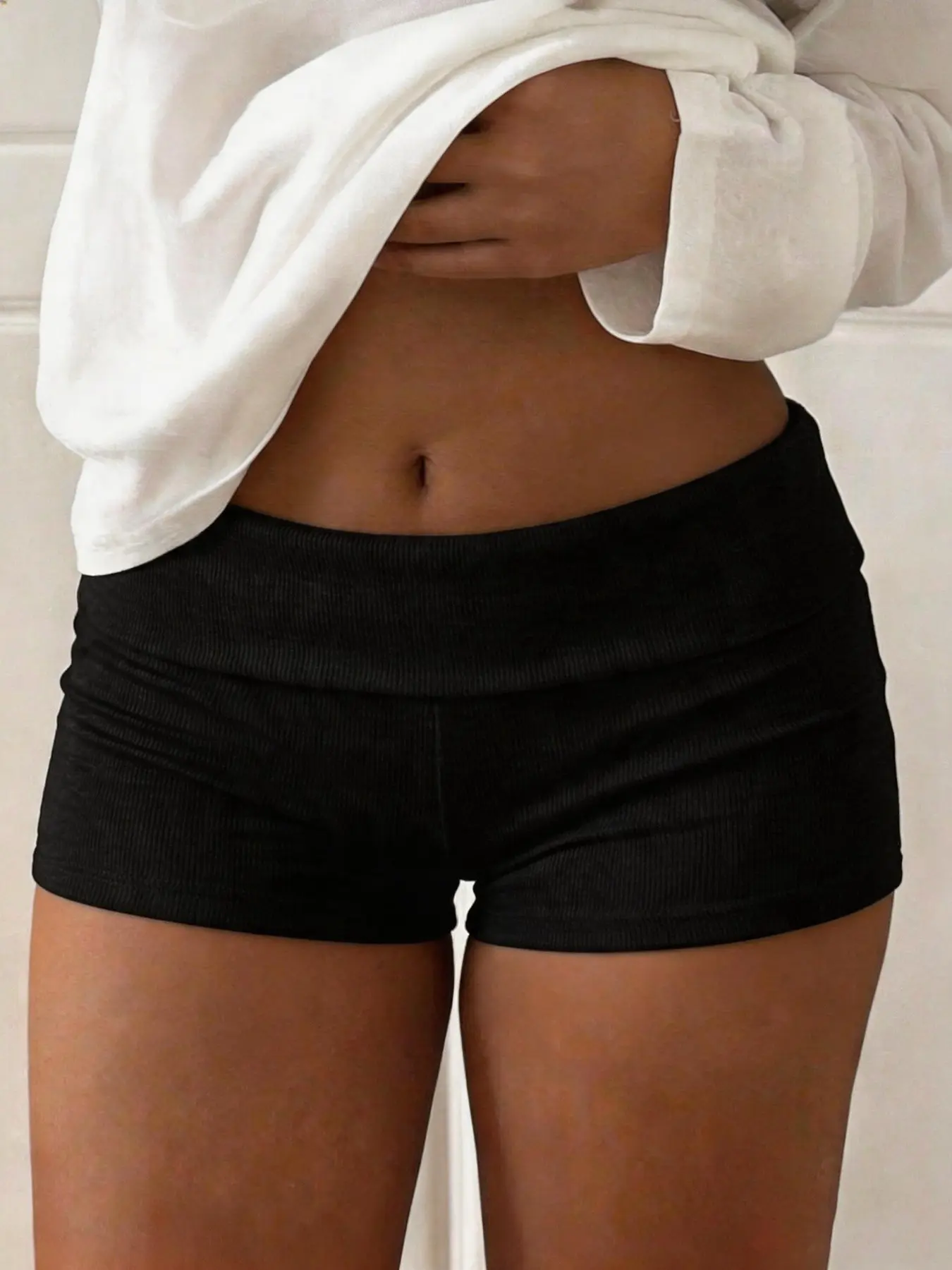 Daily Wear Lightweight Solid Color Elastic Casual Knit Shorts, Turned-Up Design Comfortable Casual Home Shorts, Versatile and Stylish Short Pants