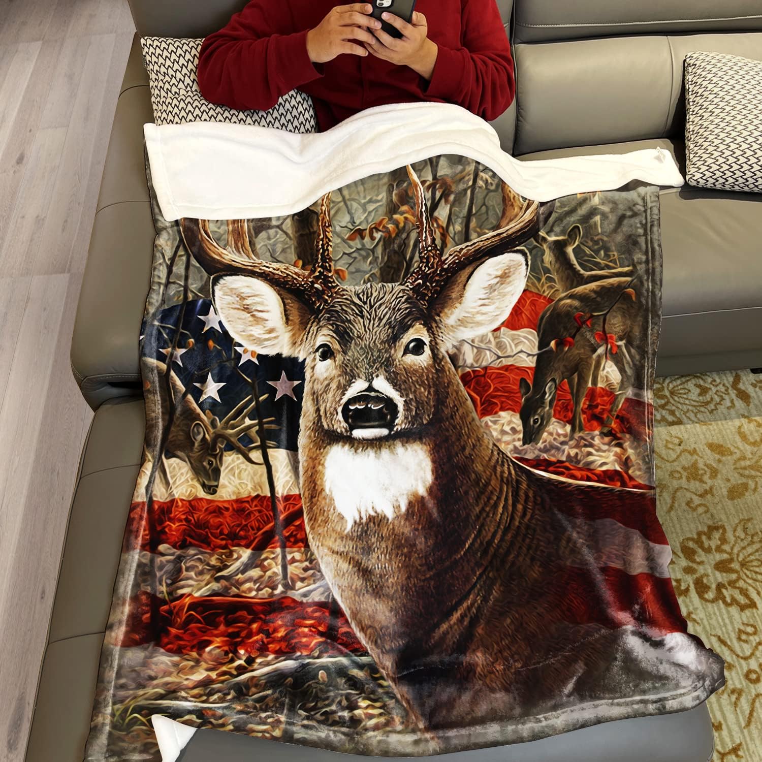 Deer & Flag Pattern Flannel Camping Blanket, Soft Warm Throw Blanket, Air-conditioned Room Blanket, Bedding Supplies for Home Office Travel