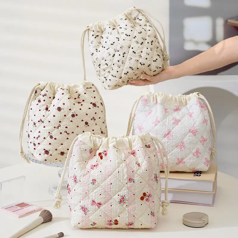 Cute Floral Drawstring Makeup Bag - Large Capacity Quilted Cosmetic Organizer for Women, Aesthetic Travel Toiletry Pouch, Soft Butterfly Print Storage Bag, Portable Beauty Bag for Skincare, Accessories & Daily Carry