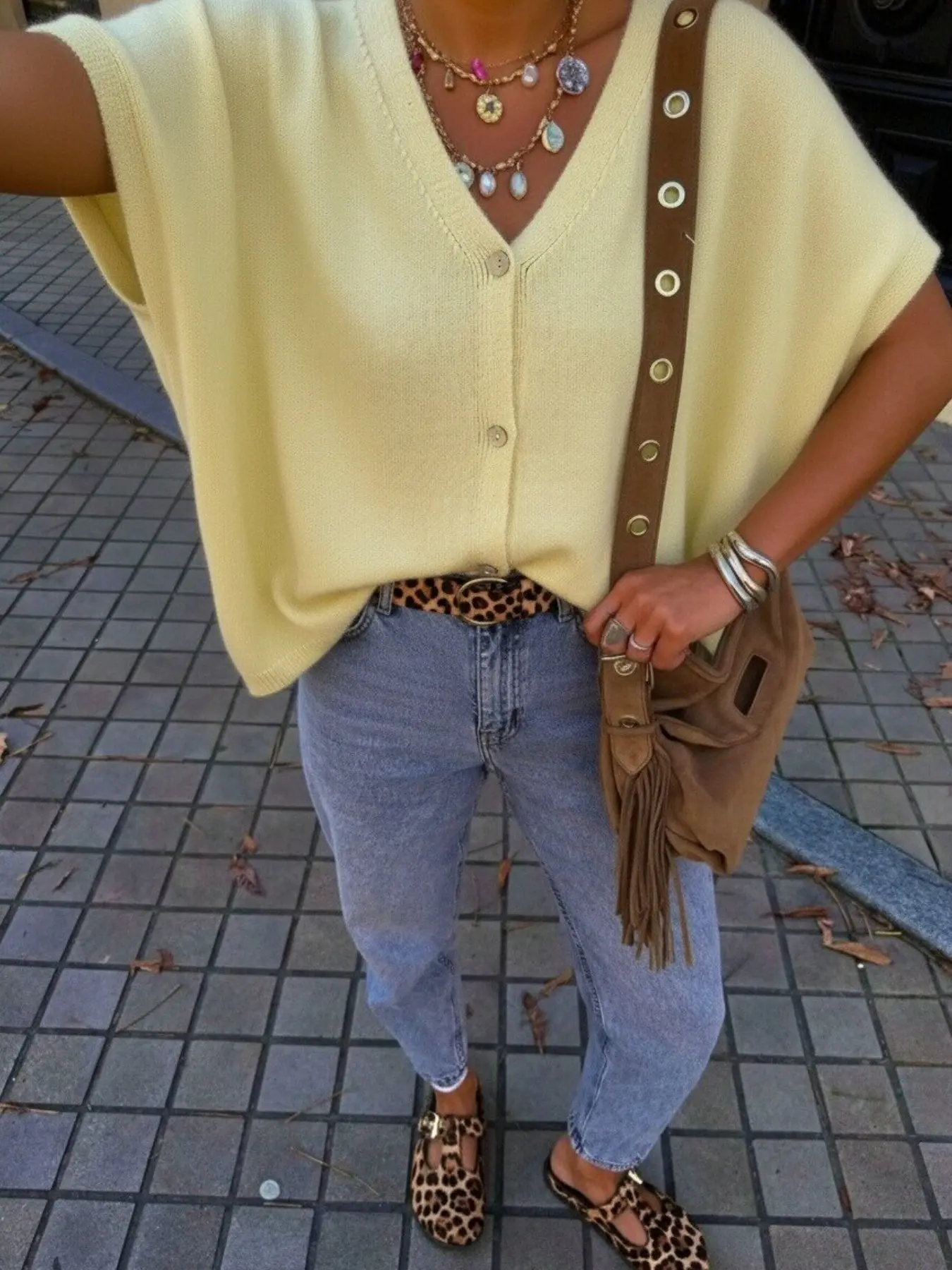 Women's Loose-Fit V-Neck Short Sleeve Soft Knitted Sweater, Fashionable Casual Open Front Cardigan, Spring Summer Fall New Arrival