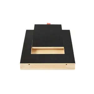 New Wooden Dog Scratching Board, Pull-Out Design with Food Box, Interactive Play Mat for Dogs, Ideal for Nail Care and Entertainment