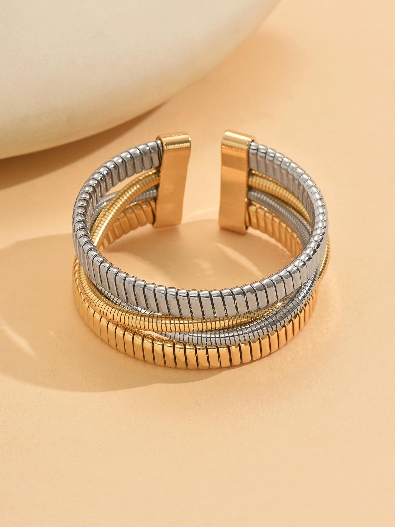 Simple punk spiral-shaped bracelet, multi-colored three-ring elastic ring with unique vertical stripes handchain