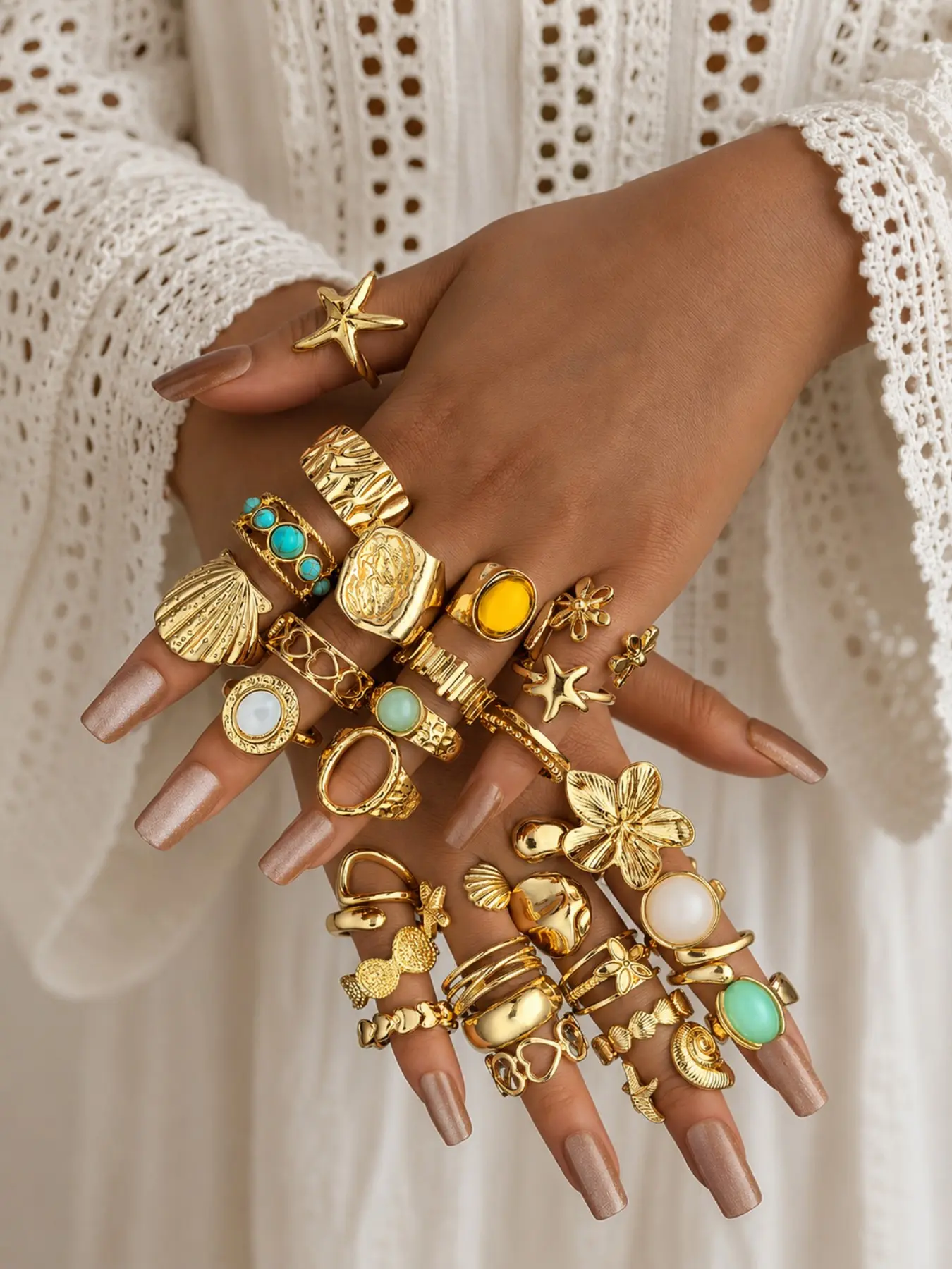 30pcs Women's Boho Chunky Rings Set, Floral Star Faux Pearl Artificial Gem Shell Heart Hollow Out Stackable Rings, Perfect for Gifts & Parties