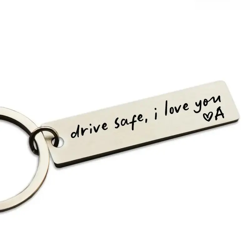 Personalized Engraved "I Love You" Stainless Steel Safe-Driving Keychain, Golf Fan Car Accessory, Thoughtful Gift for New Drivers & Fathers (Husband, Boyfriend, Brother) for Father’s Day Use