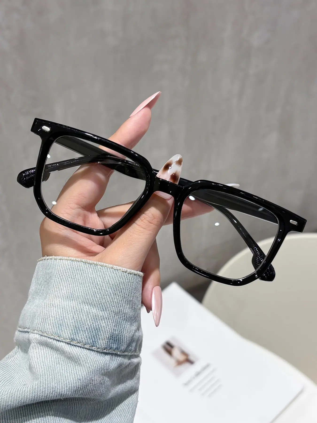 Classic Minimalist Modern Style Unisex Plain Glasses, Ideal for Daily Use, Office Reading, Travel, Outdoor Activities, Fashion Frames