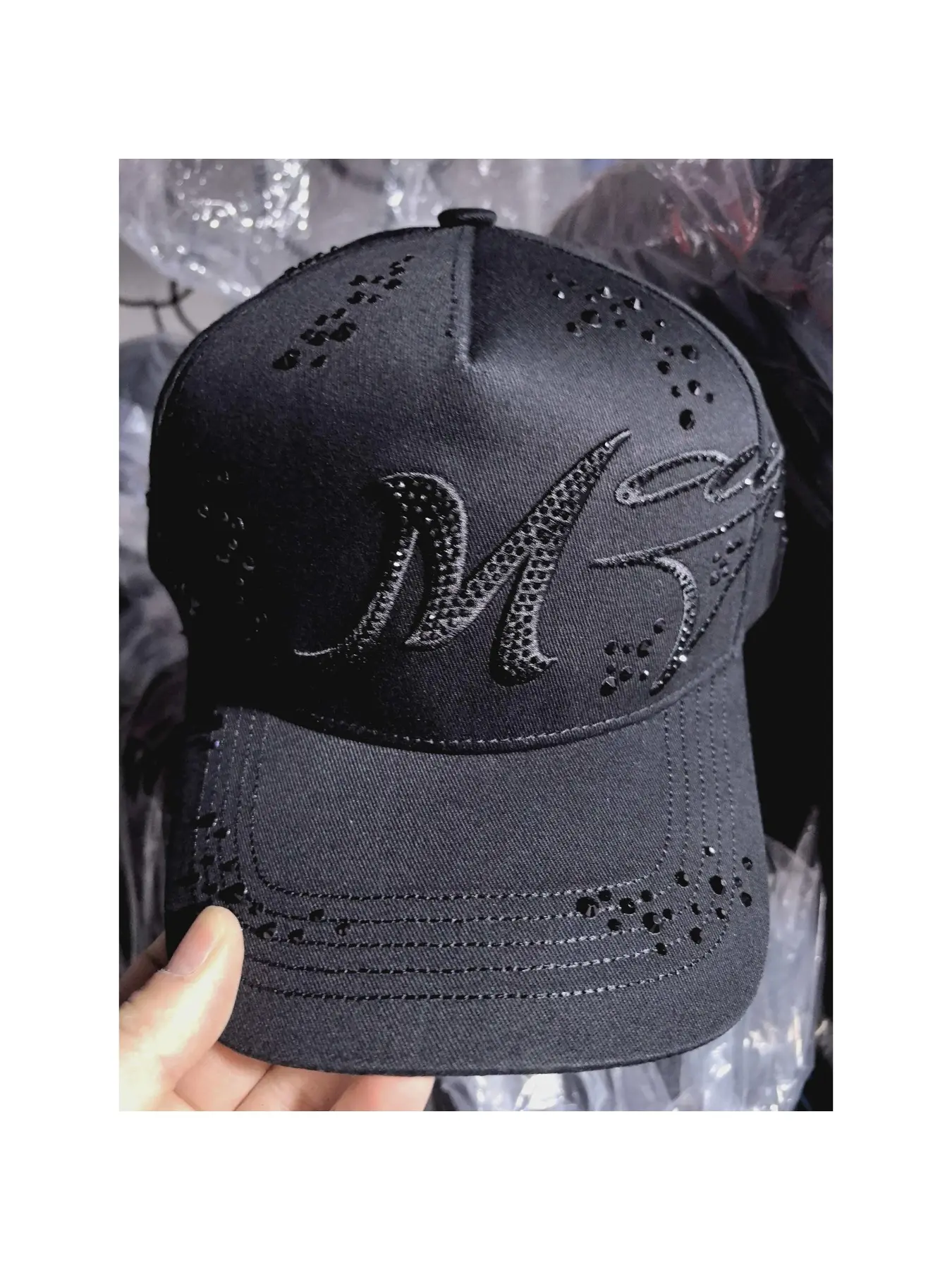 Daily Selection The New Magician Chrome Blackout High-Quality Adjustable Baseball Cap with Fine Embroidery Customizable with NFC Chip Fashion Trend