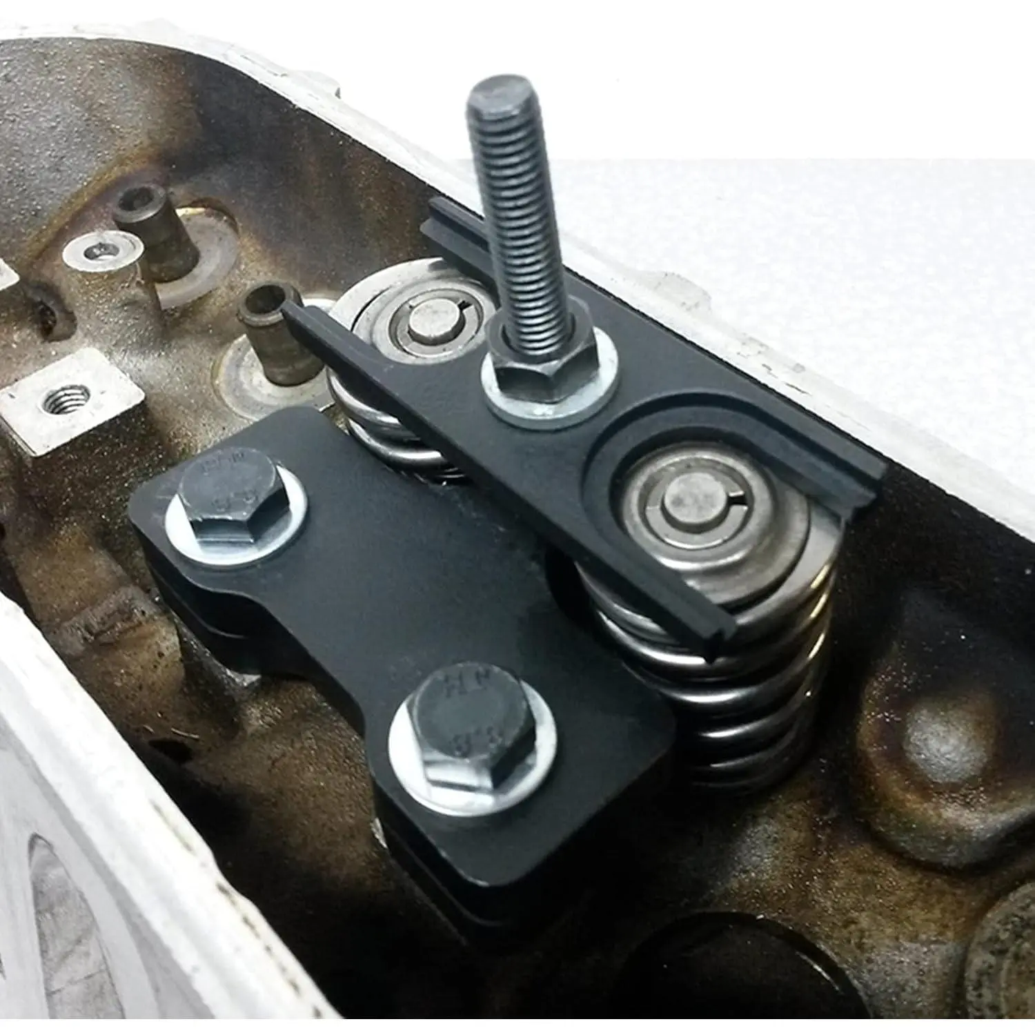 Valve Spring Compressor Tool Compatible for Chevy LSX LS1 LS2 LS3 LS6 4.8 5.3 5.7 6.0 6.2 Engine 67605