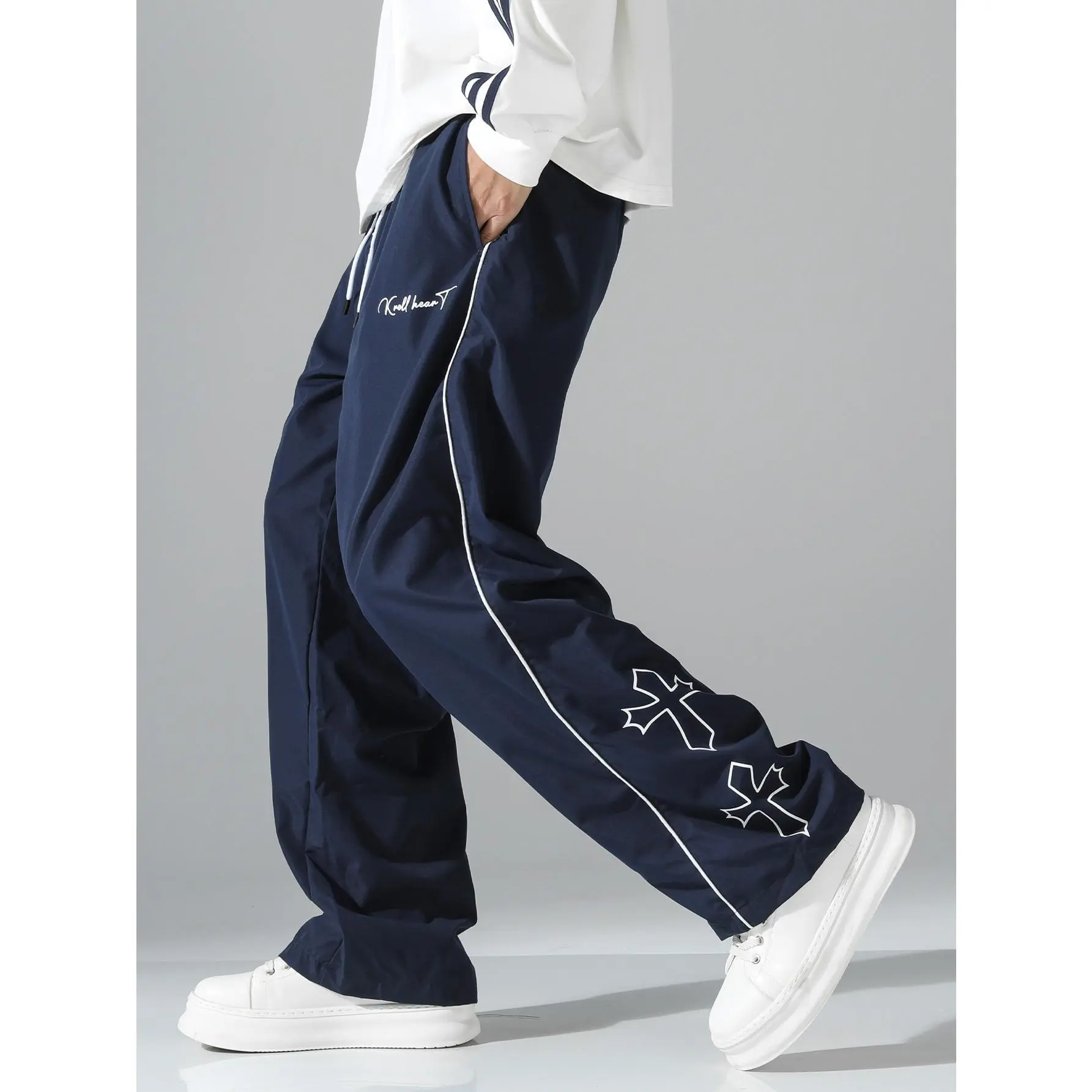 Guys Oversized Parachute Sweatpants Contrast Piping Line Lightweight Woven Fabric Joggers Bungee Cords Baggy Fit Y2K Streetwear Bottoms Male Fashion Apparel cozy soft cool clean chic active sporty casual premium classic stylish durable trendy relaxed vibe