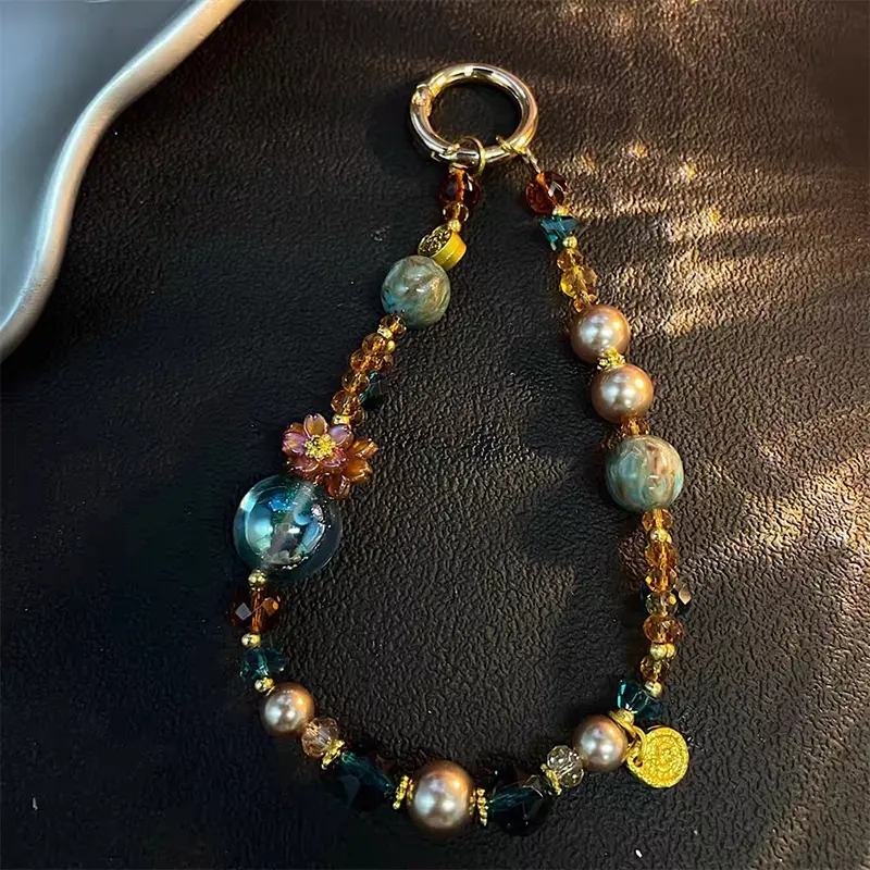 Elegant Crystal Beaded Keychain Vintage Art Glass Bead Wrist Lanyard Stylish Mobile Phone Pendant Women Ornament Backpack Accessories