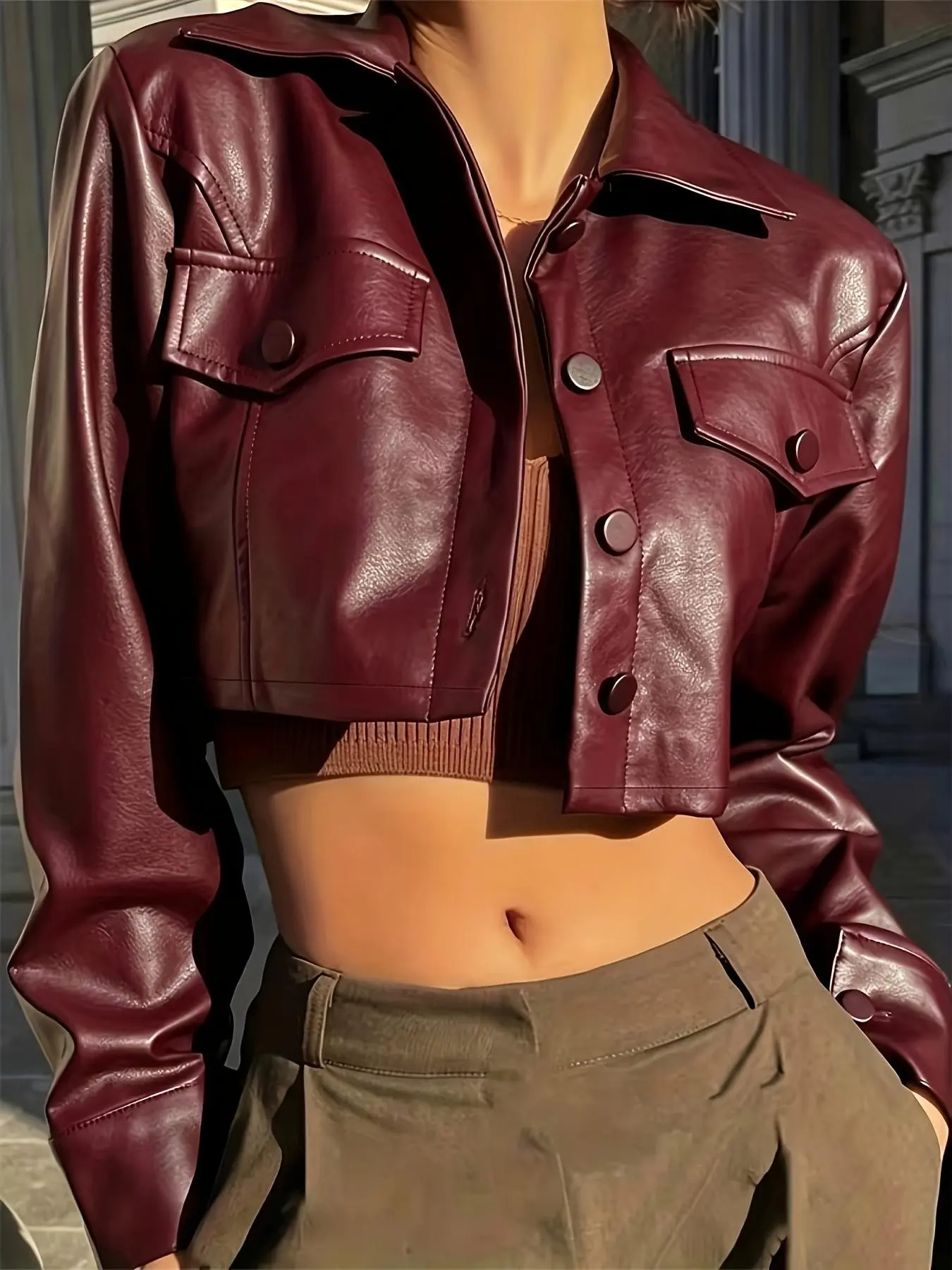 Y2K Retro Short PU Jacket for Women, Lapel Pocket Button Design, Slim-Fit Motorcycle Leather Coat, Fashion Streetwear for Fall & Winter