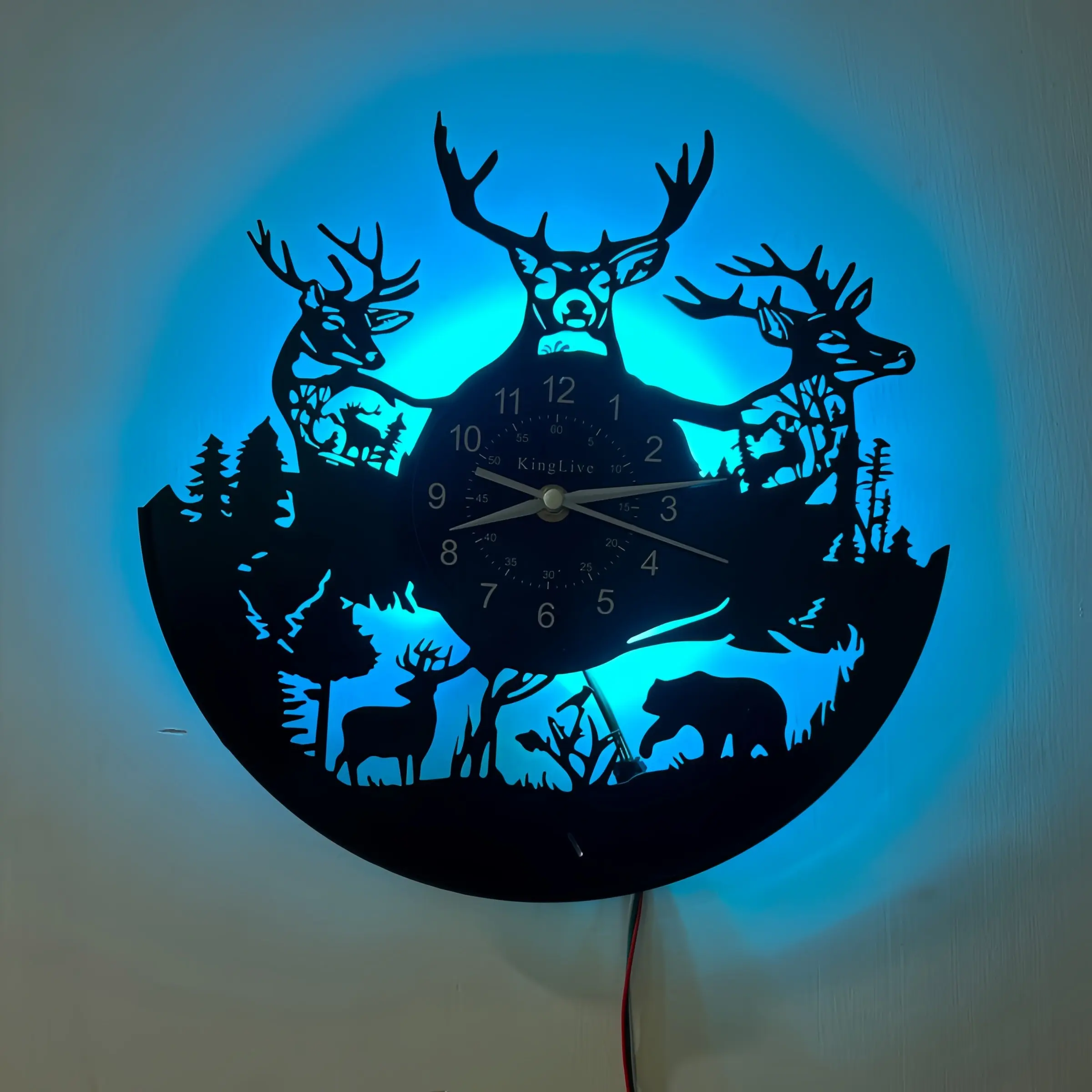 Forest Deer Theme LED Vinyl Record Wall Clock, Retro and Practical, Perfect for Home Decor, Living Room, Bedroom, Studio, Coffee Corner