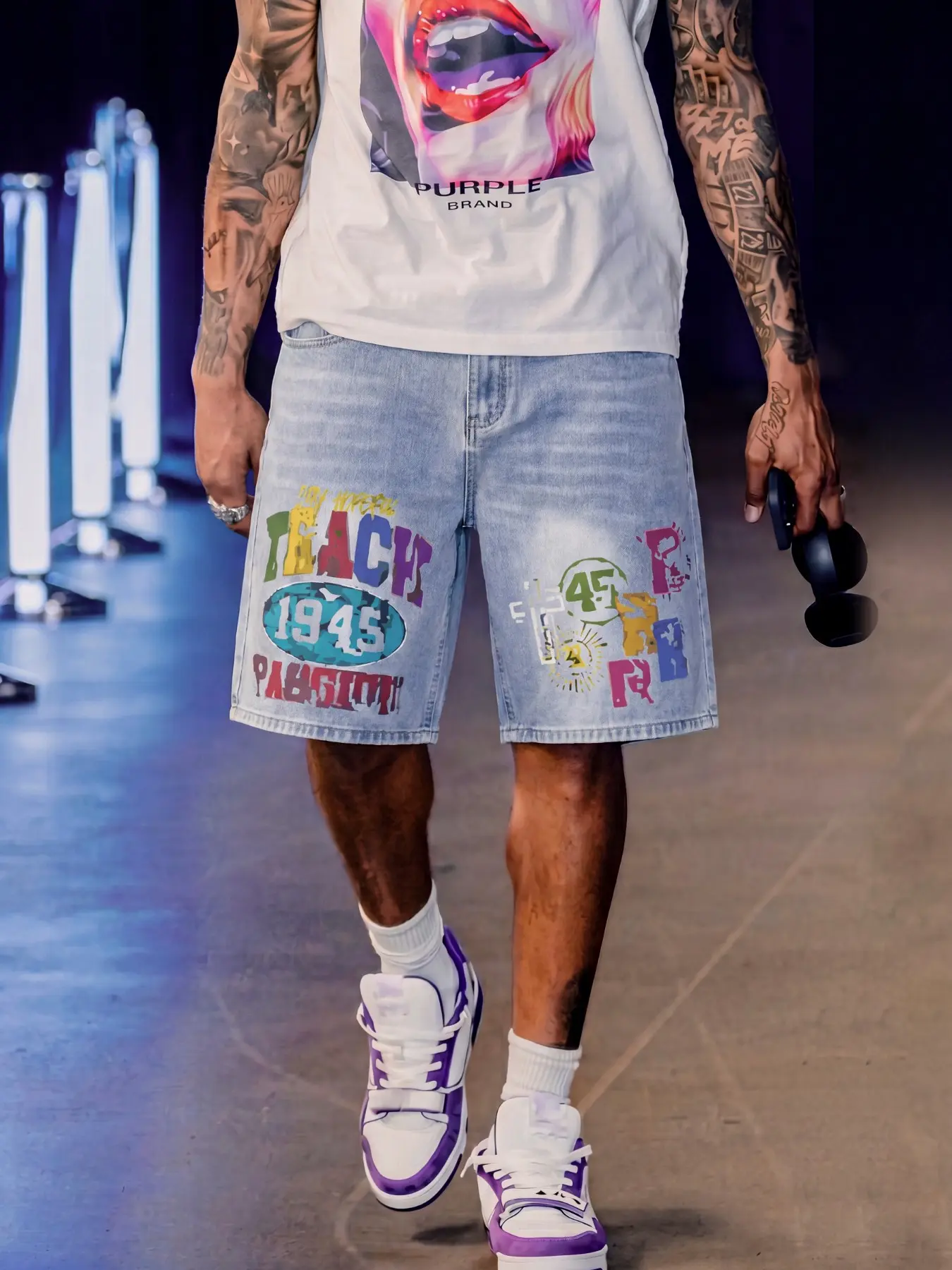 Men's Light Wash Printed Denim Shorts, Loose Bermuda Shorts with Colorful Graffiti Lettering in Street Style, Vintage Y2K Casual Summer Denim Shorts, Casual Outdoor Shorts, Perfect for Concerts and Summer Casual Looks