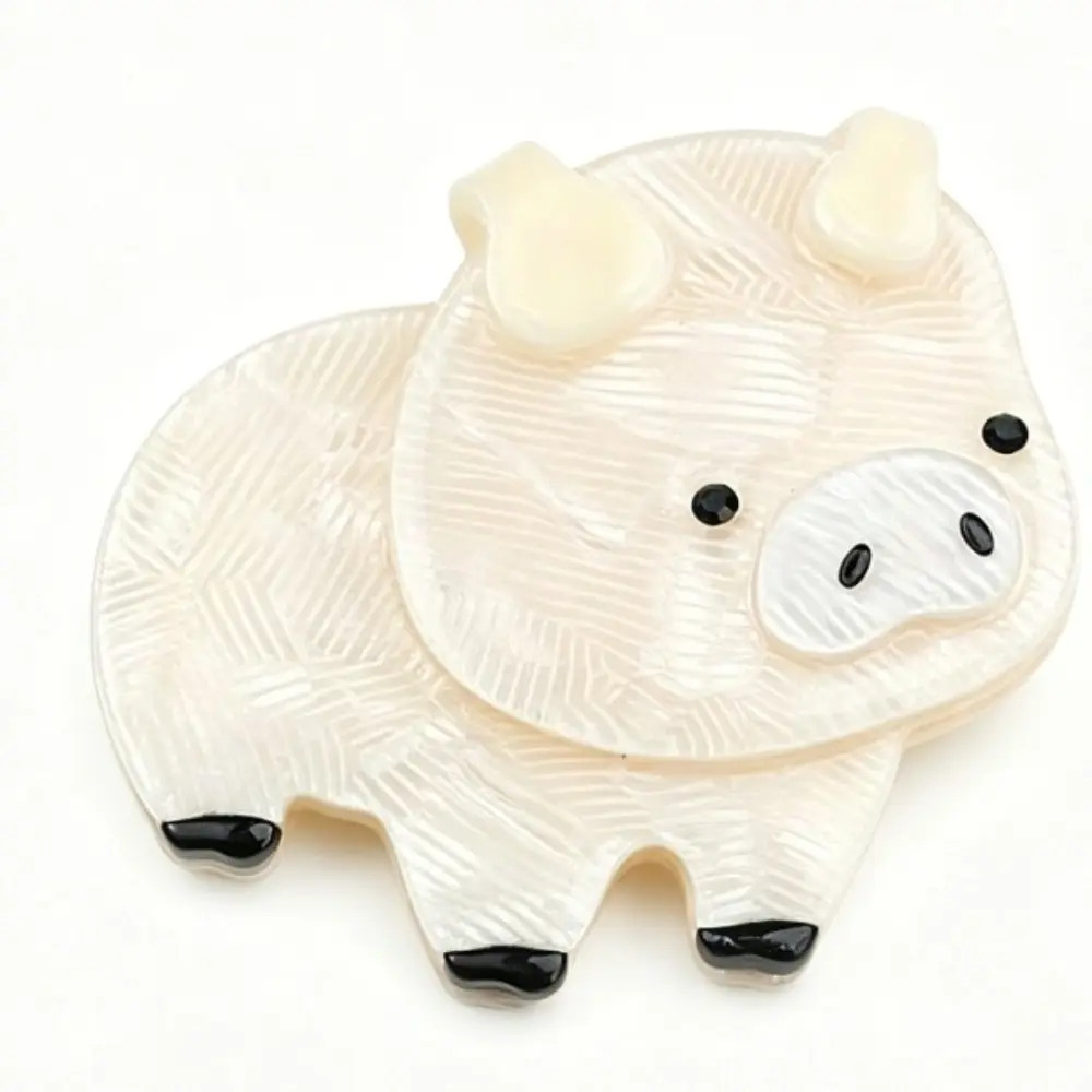 Layered Resin Pig Brooch Cream Striped Texture Cute Cartoon Animal Daily Coat Suit Decorative Lapel Pin