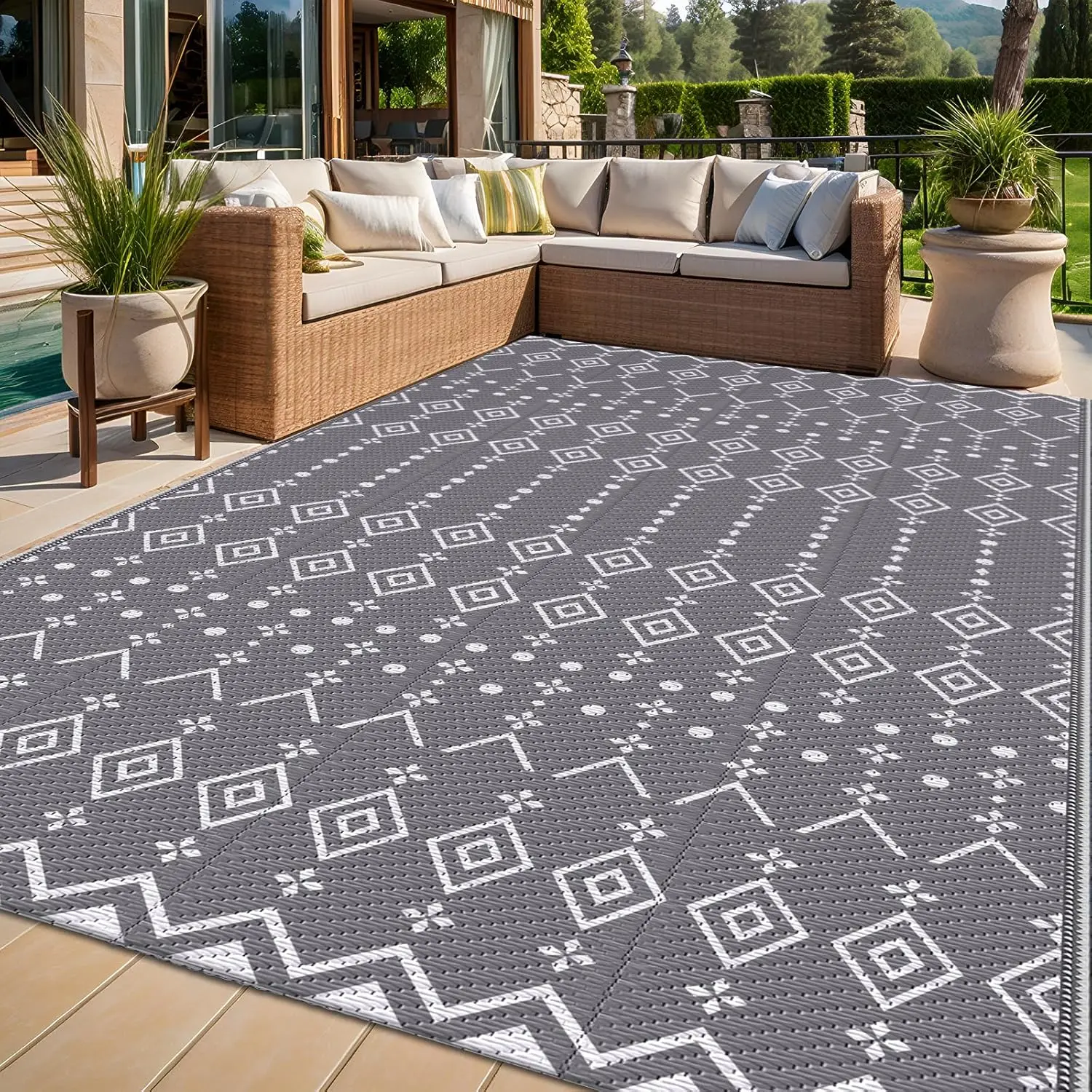5’ x 8’ Reversible Outdoor Rug,  Plastic Straw Rug, Patio Rug, Large Modern Area Rug Carpet, Indoor Outdoor Rugs for Camping, Porch, Deck, Balcony, Backyard, RV, Picnic(Grey)
