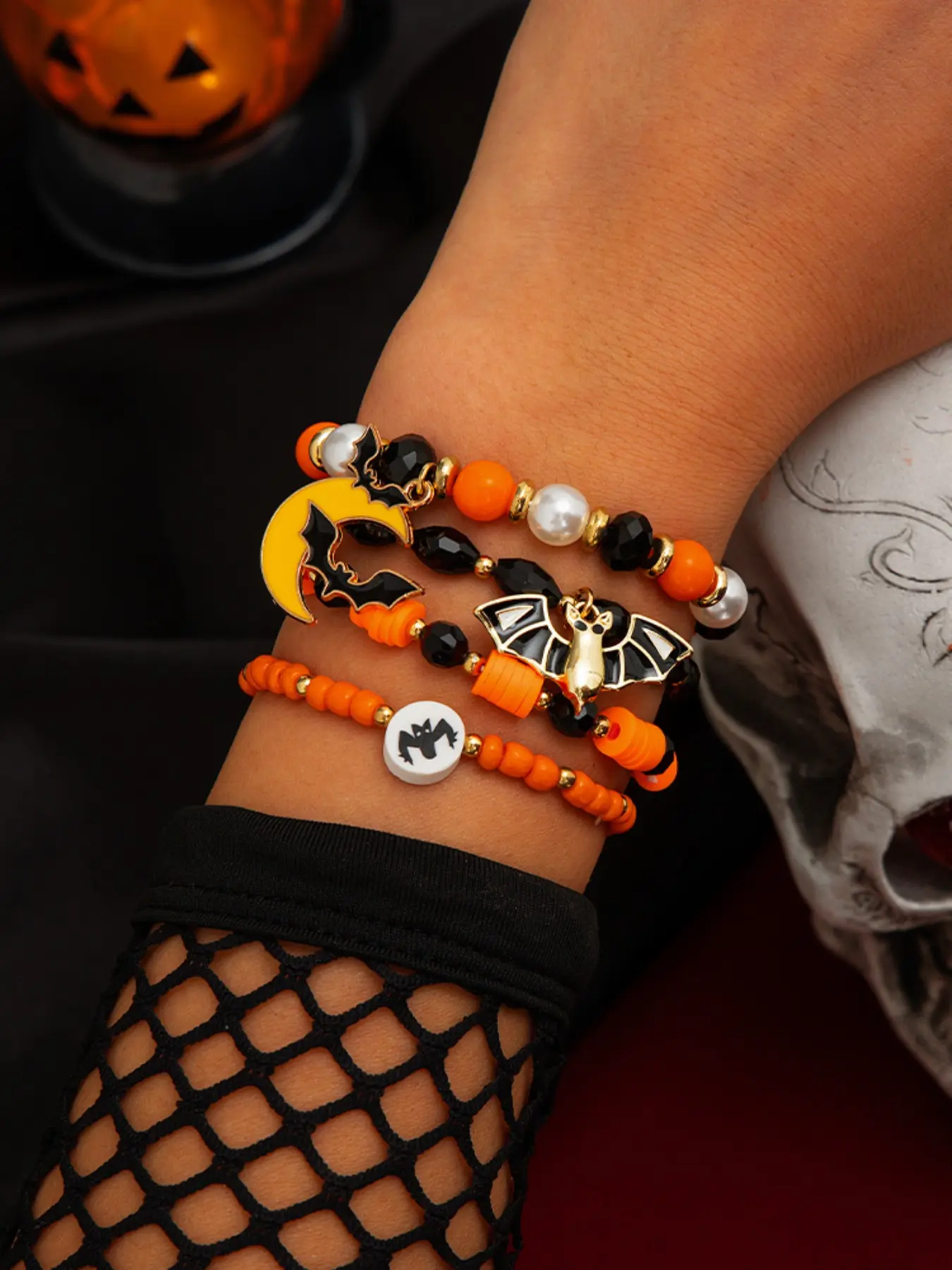 Halloween Beaded Bracelet Set, 4 Pcs Elastic Wristbands, Faceted Beads, Pearl Imitation, Polymer Clay, Bat Charms, Trendy Accessory