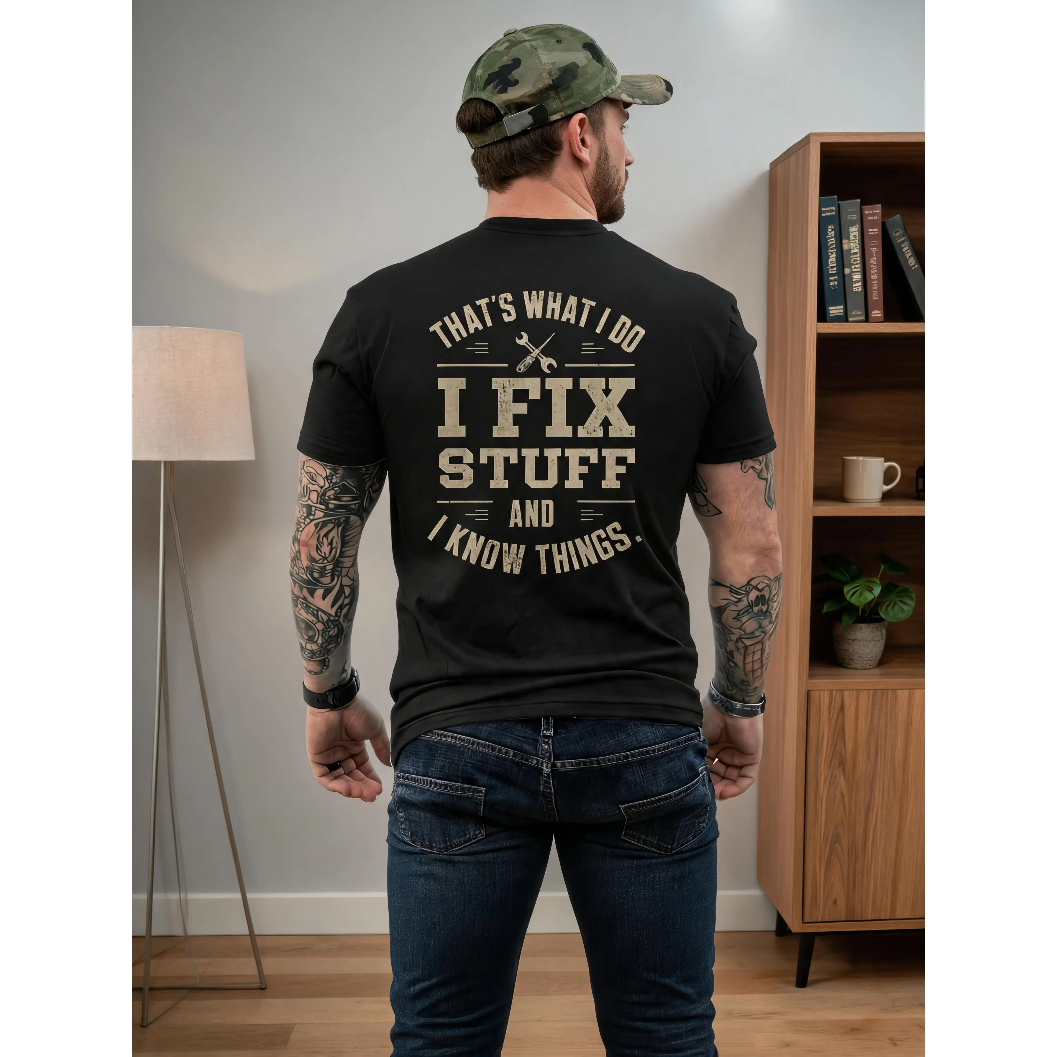 Men's Stylish Short-Sleeve T-Shirt - Soft, Breathable Fabric, Round Neck, Cartoon Back Print "That's What I Do I Fix Stuff And I Know Things", Father's Day Top for Casual Outings, Office Wear, Black, Cartoon Print, Graphic T Shirts, All Seasons, Shortslee