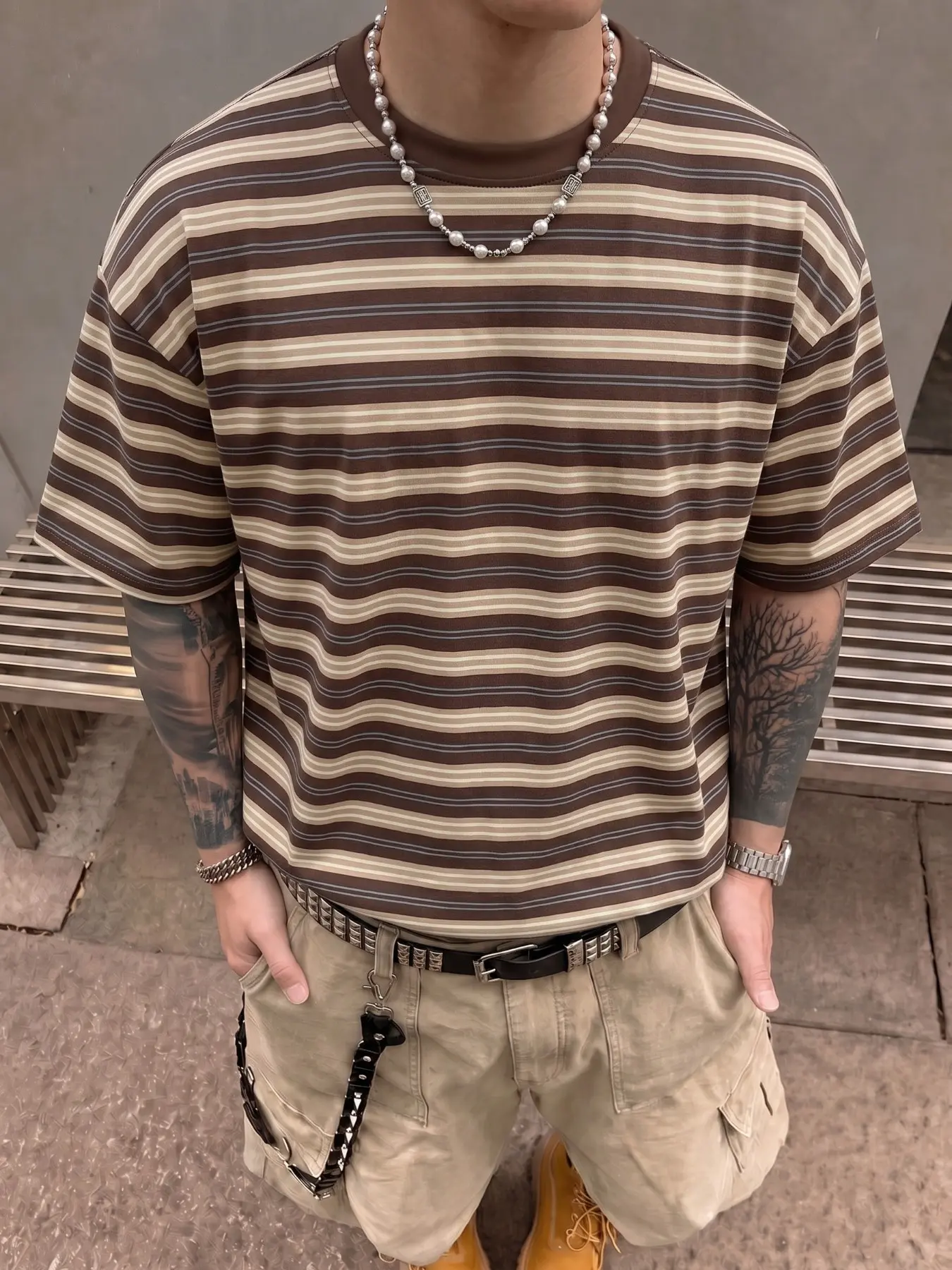 Men's Retro Camel Striped Short Sleeve T-Shirt, Colorblock Round Neck Loose Fit Casual Top, Comfortable Daily Wear