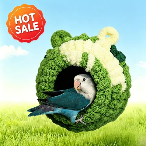 Parrot Warm Cotton Nest, Coral Fleece Insulated Birdhouse, Parrot Cockatiel House, Bird Supplies, Suitable for small parrots, Insulated bird hut with hanging loop