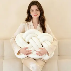 Nordic Style Heart Knot Pillow, Handmade Braided Love Rope Cushion, Soft Plush Round Pillows for Living Room Sofa Decor, 1 Piece