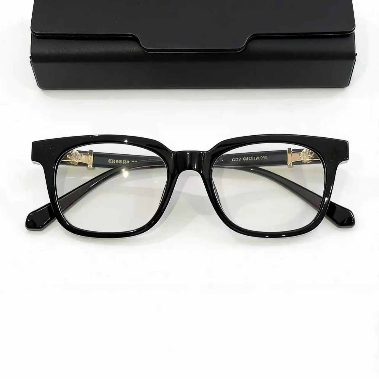 Unisex Square Frame Blue Light Blocking Glasses - Black & White Colorblock Lightweight Plastic Frames, Anti-Eye Strain Fashion Accessory for No-Glare PC, Gaming Use