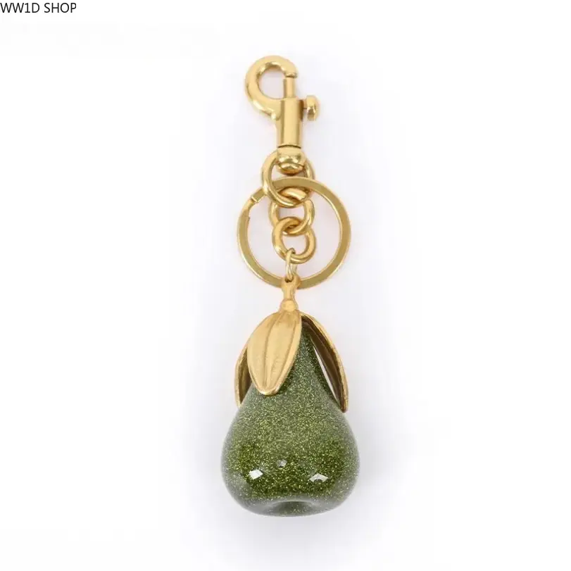Cute Glitter Pear Keychain, Kawaii PVC Purse Charm for Women, Sparkle Bag Accessory for Handbags and Backpacks, Birthday Holiday Gift, Kawaii Accessories, Pear Shape, Casual, Daily, Happy Birthday, Lightweight