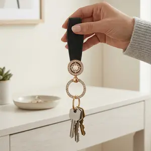 1pc Fashionable Roman numerals keychain Automotive Key Chain With Anti-Lost O-Ring Simple Key Chain Ring Lanyard Saddle keychain For car key for Men Women