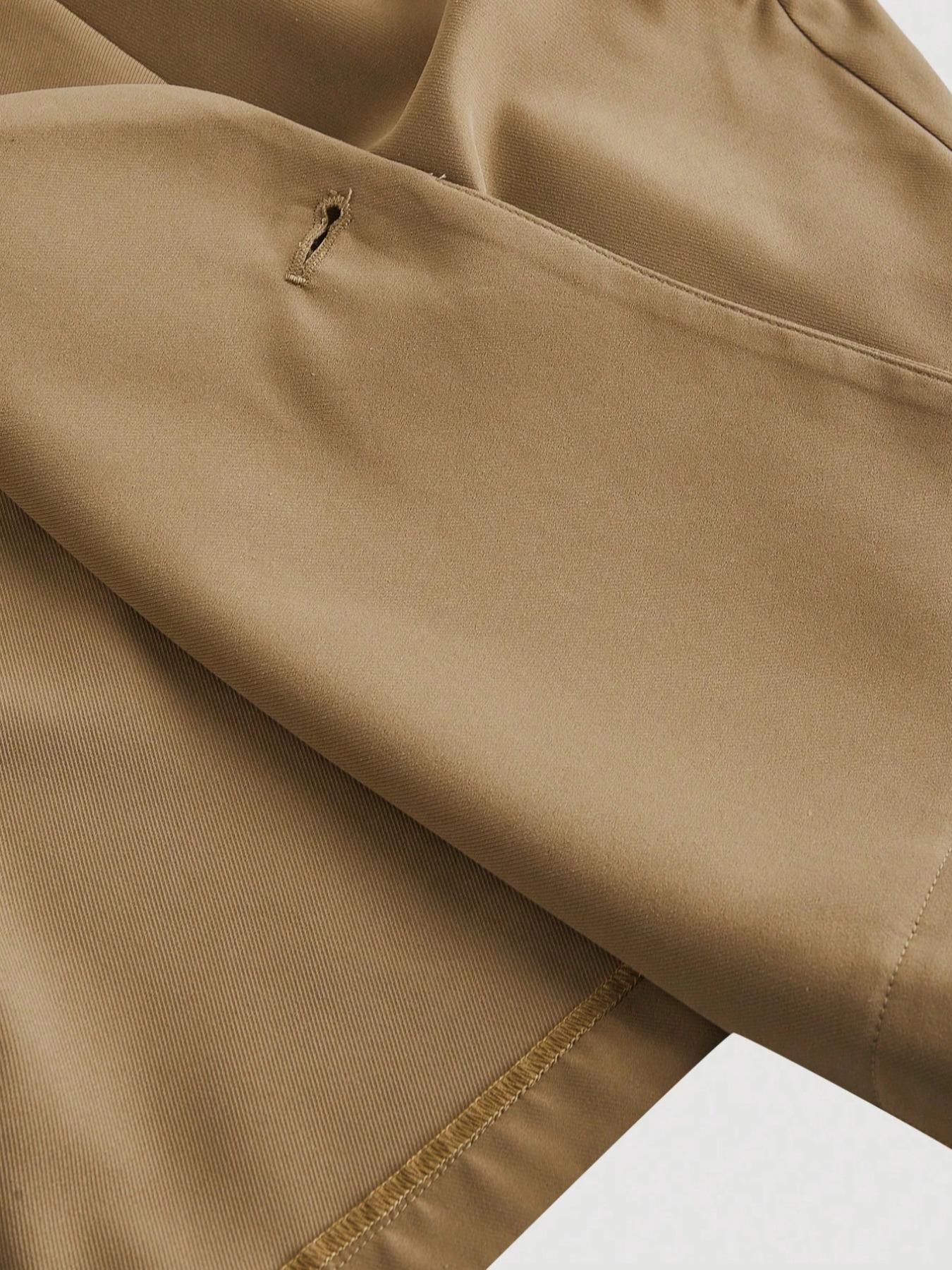 Women's Vintage Style Trench Coat with Belt, Retro Chic Outerwear for Fashionable Looks, Perfect Layering for All Seasons