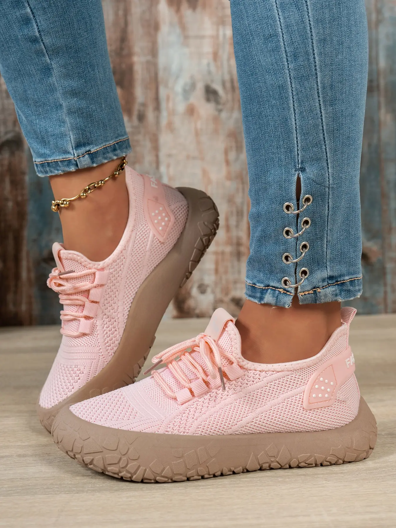 Women's Casual Low Top Sneakers, Round Toe Cut Out Design, Breathable Textile Upper, Rubber Sole, All Seasons Comfort Shoes