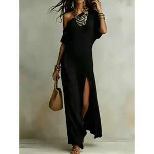 Elegant asymmetrical shoulder dress, simple and high-end design, with a flowing and textured fabric, suitable for formal occasions