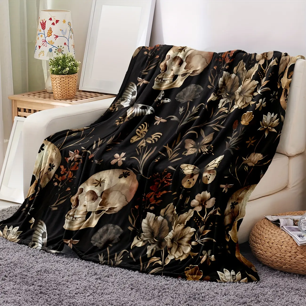 Skull Floral Flannel Warm Blanket, All-Season Portable Nap Blanket for Office, Sofa, Bed, and Airplane/Car Use