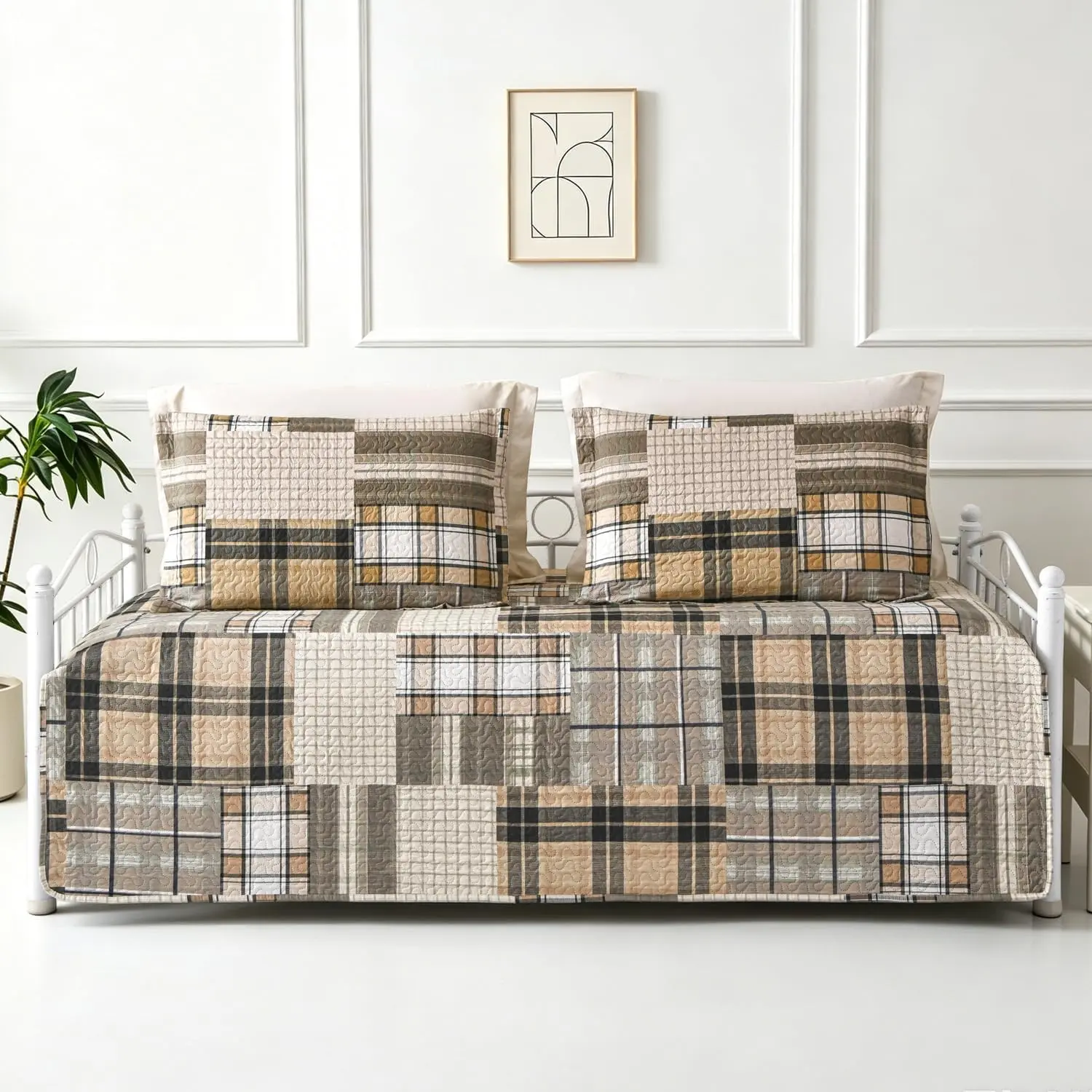 3 Pcs Plaid Daybed Cover Set Twin Size Brown Beige Double Side Classic Patchwork Bedding Daybed Quilt Set with Pillow Shams