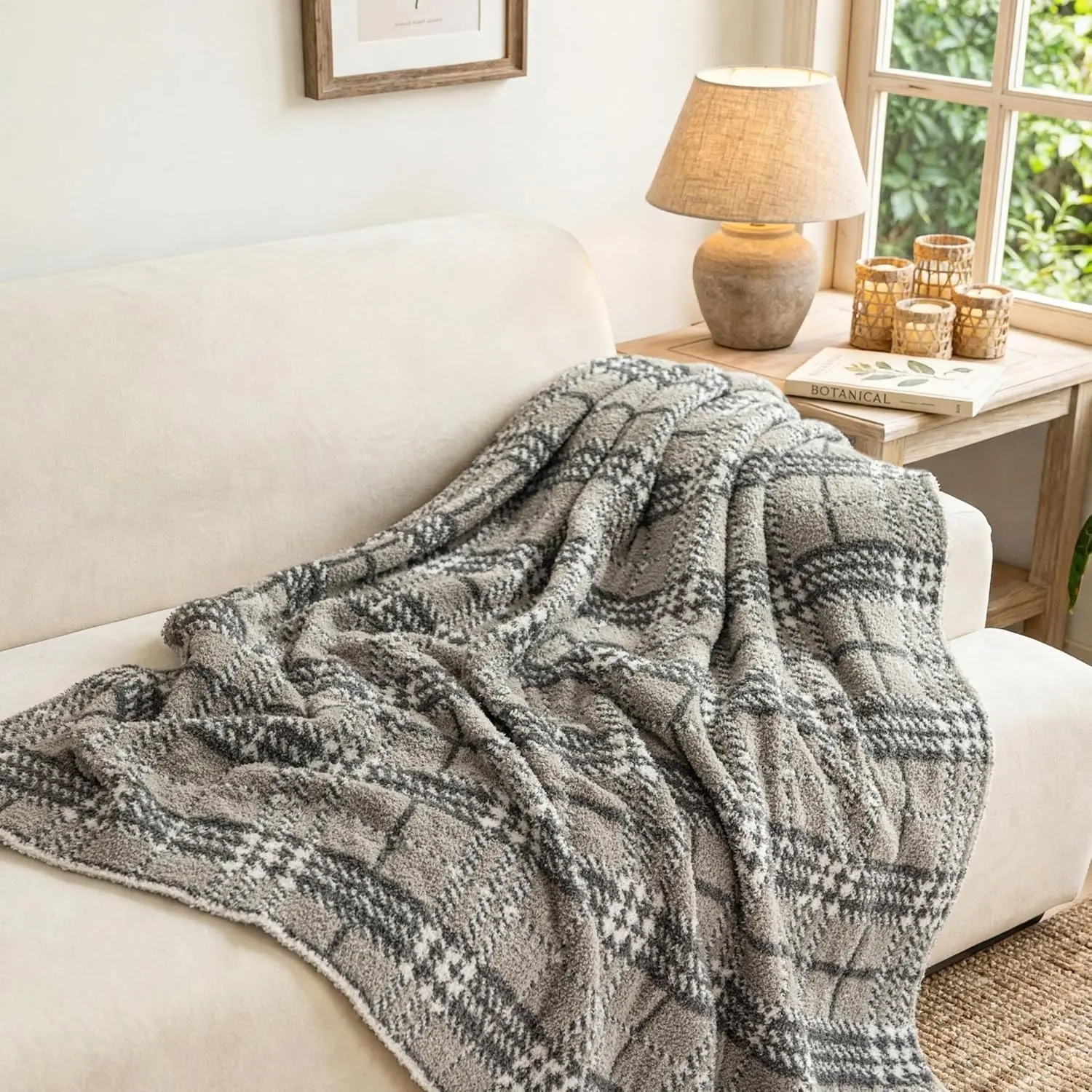 Fuzzy Knit Checkered Throw Blanket 50"x60" Fleece Blanket Grey | Breathable Use for  Seasons, 550GSM Soft Cozy  Friendly  for Couch Bed Office Chair Wrapping, Machine Washable