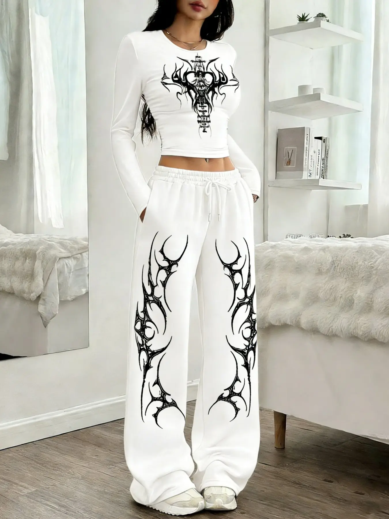 Women's Casual Two-Piece Set, Round Neck Slim Fit Long Sleeve Top + Loose Pants, Gothic Pattern Print, Comfortable All-Season