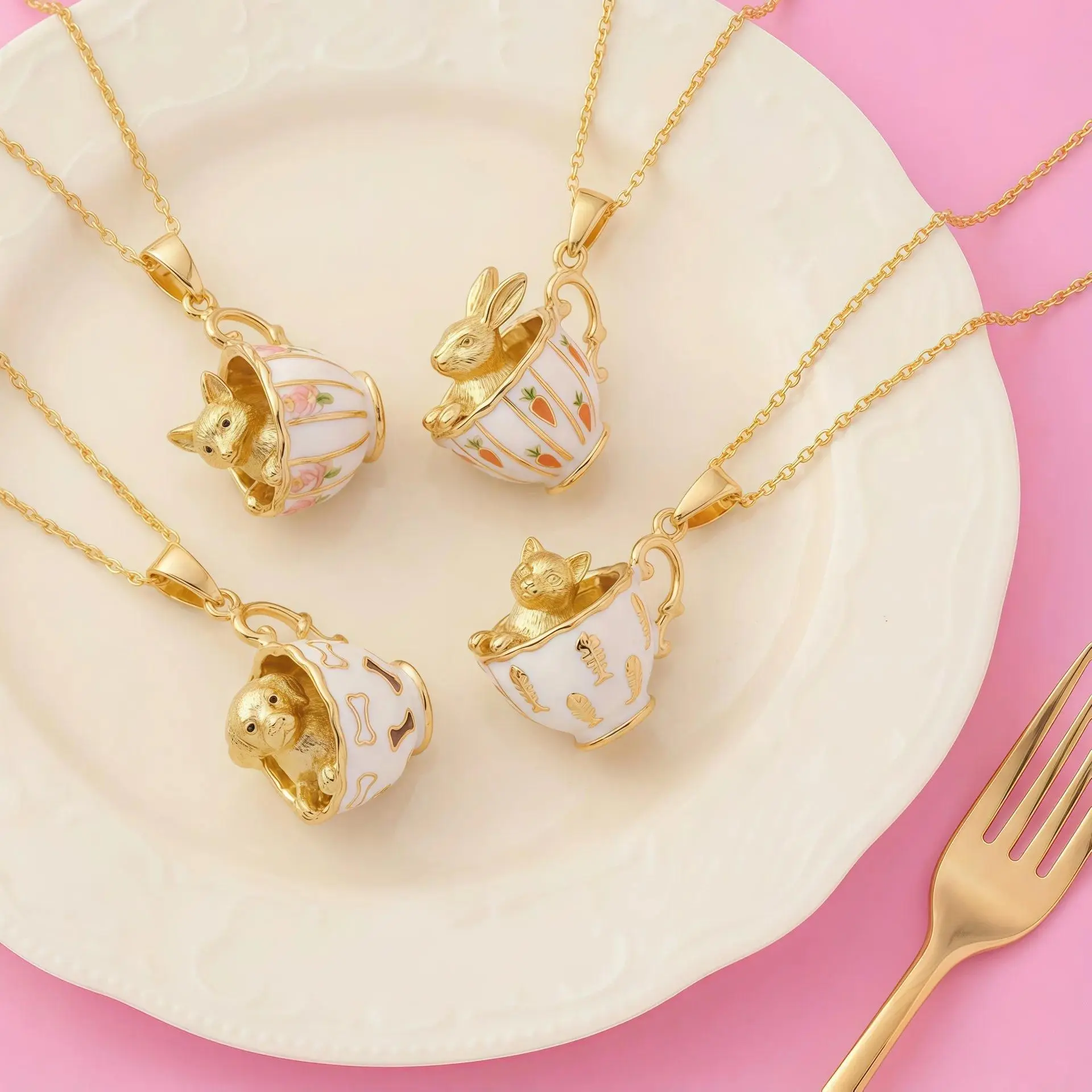 Rabbit Cup Shaped Pendant Necklace Tea Cup Rabbit Sweet Fox Cat Dog Necklace for Women Cute Interesting Design Gift Necklace