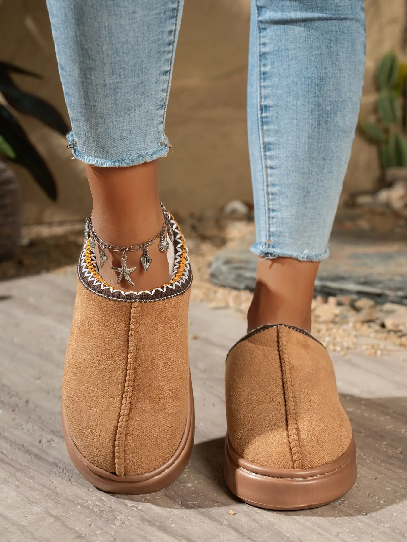 2026 Women’s Thick-Heeled Headband Fur Slippers, Tasman Ethnic Embroidery Semi-Slip-Ons with Fleece Lining for Warmth, One-Step Slippers for Casual Wear, Multicolored for Indoor and Outdoor Use, Suitable for Work and Home, Winter Furry Shoes