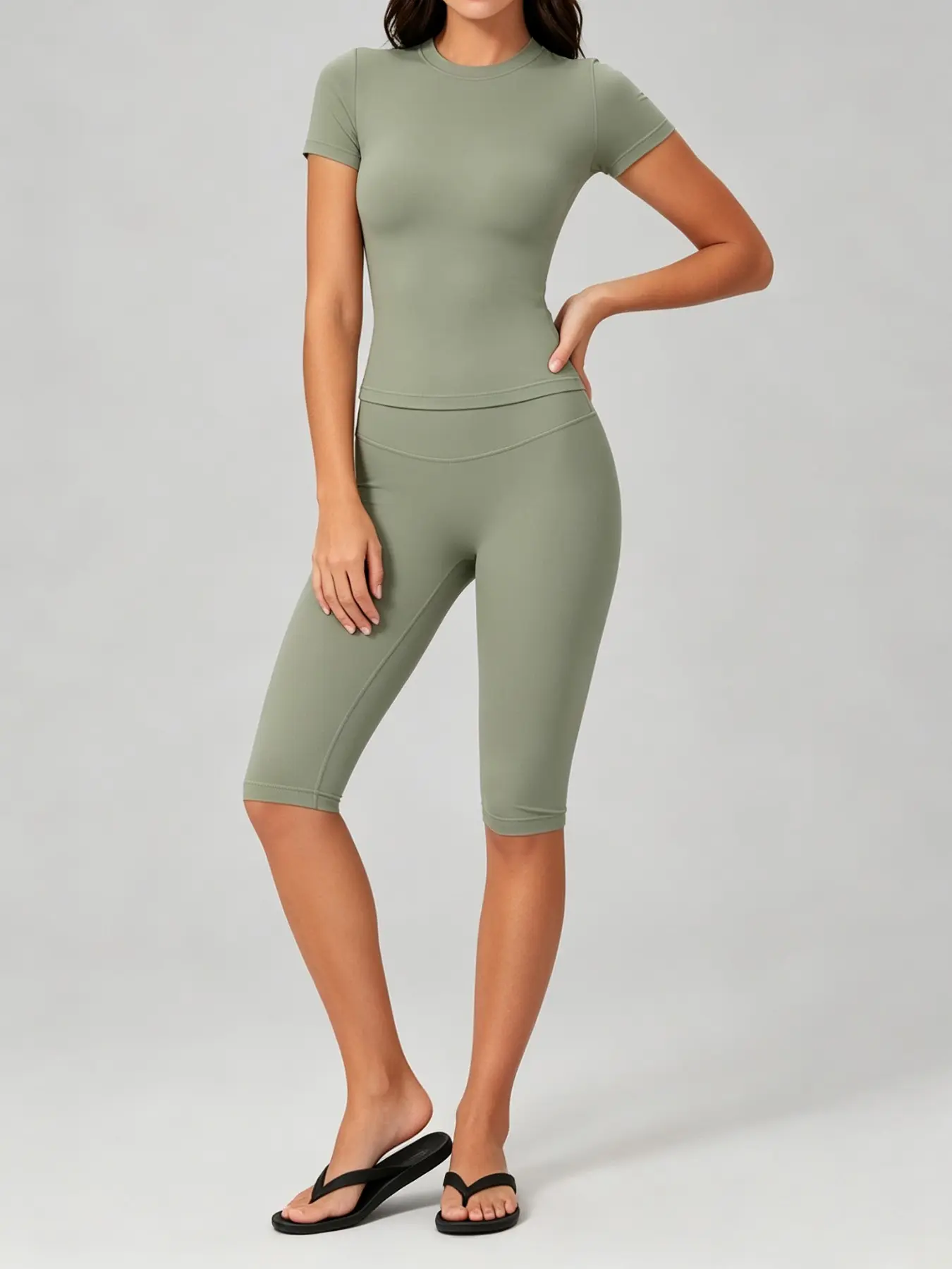 C1922 Viral FitTok All-Round Active Set, Flexible Breathable Quick Dry Fitted Tee & High Waist Butt Sculpt Knee Biker Shorts, Trendy Gym Outfit Suitable for Running, Yoga and Daily Streetwear.
