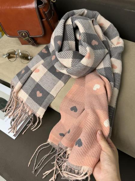 Plaid & Heart Pattern Tassel Decor Scarf, Elegant Soft Warm Thick Shawl for Women & Men, Fashion Accessories for Fall & Winter, Checkered Scarf