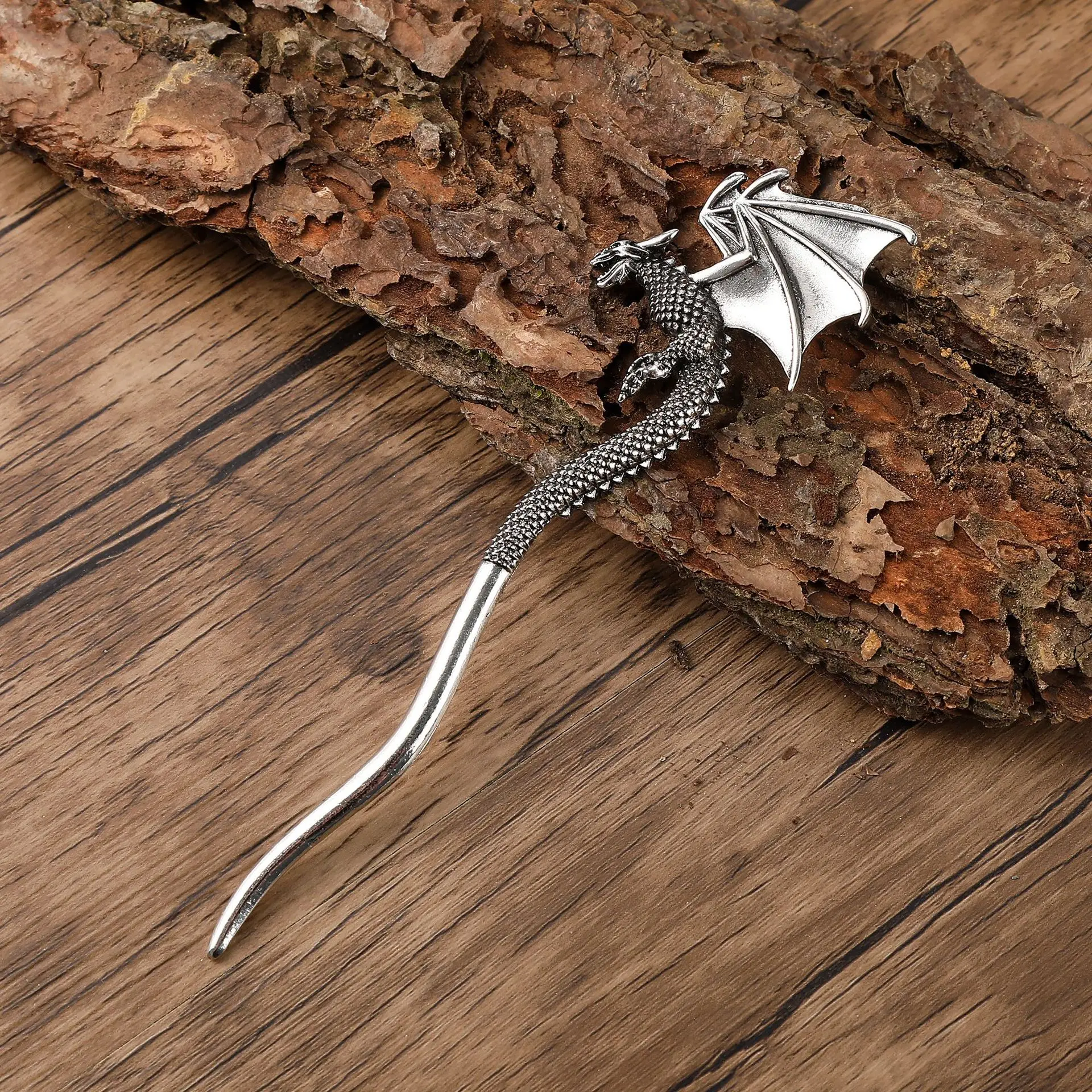 Nordic Viking Pterodactyl Hairpin Retro Dinosaur Hair Stick Slide Traditional Metallic Barrette Unique Women Bun Holder Ancient Headpiece Punk Rock Concert Gothic Prom Dance Hair Accessories
