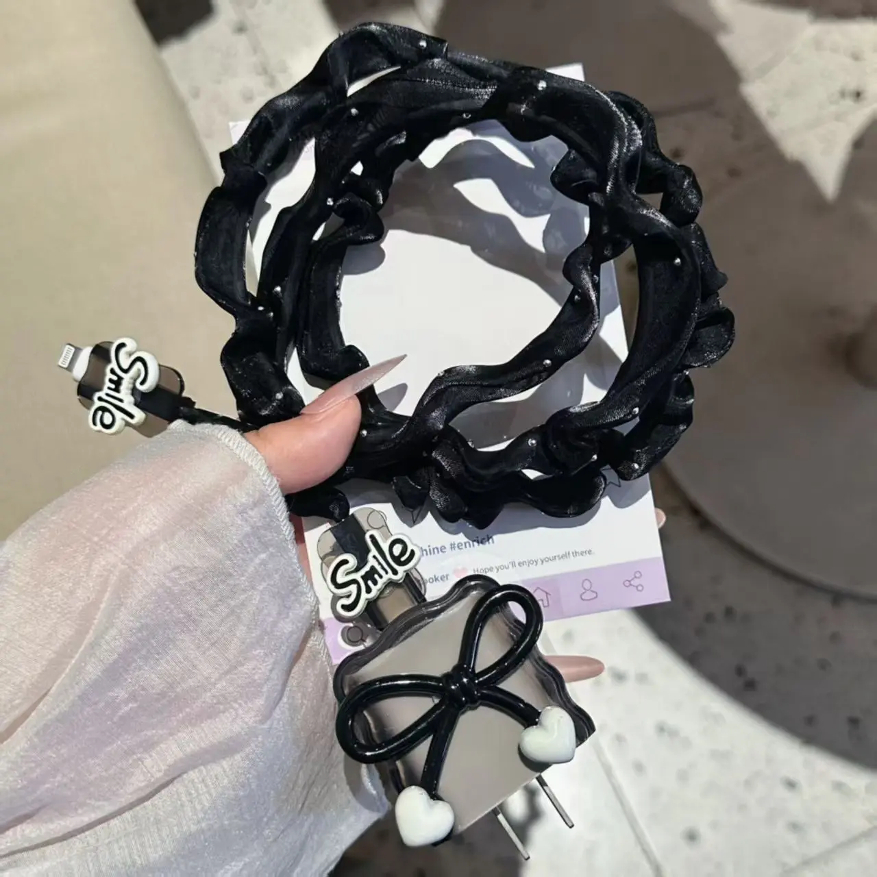 5-Piece Set of Apple Charger Protective Covers, 2026 New Model Charger Protective Covers, Cartoon Bow Design with Rhinestone-Embellished Fabric Strips—Easy to Install, Compatible with Apple 18W/20W/35W Chargers, Prevents Cable Breakage