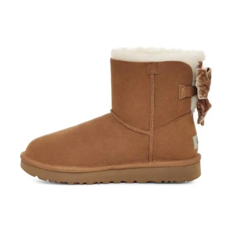 UGG Comfortable Snow Boots 1138172-CHE