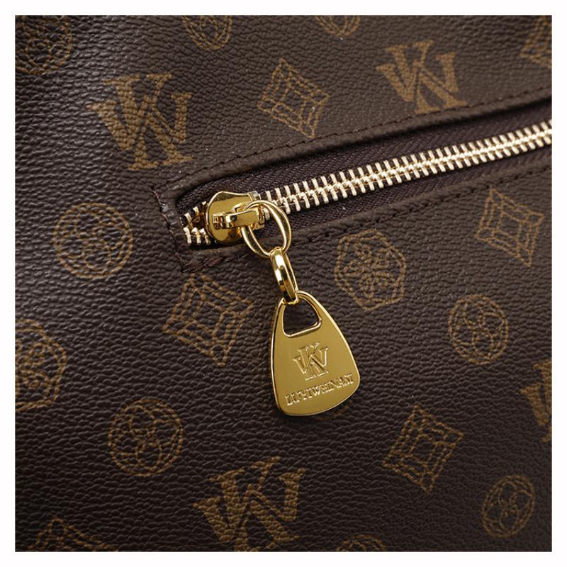 Mia Bag Shop High-end Fashion Large Capacity Tote Bag for Women 2025 New Vintage Print Commuter Shoulder Bag Crossbody Bag in PU Material for Daily Use 20 cm long, 20 cm wide, and 28 cm tall 20 cm long, 20 cm wide, and 28 cm tall